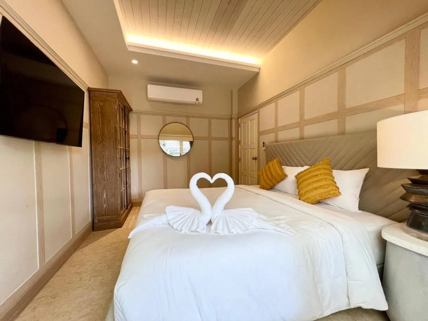 Bed in Amity Beach Resort