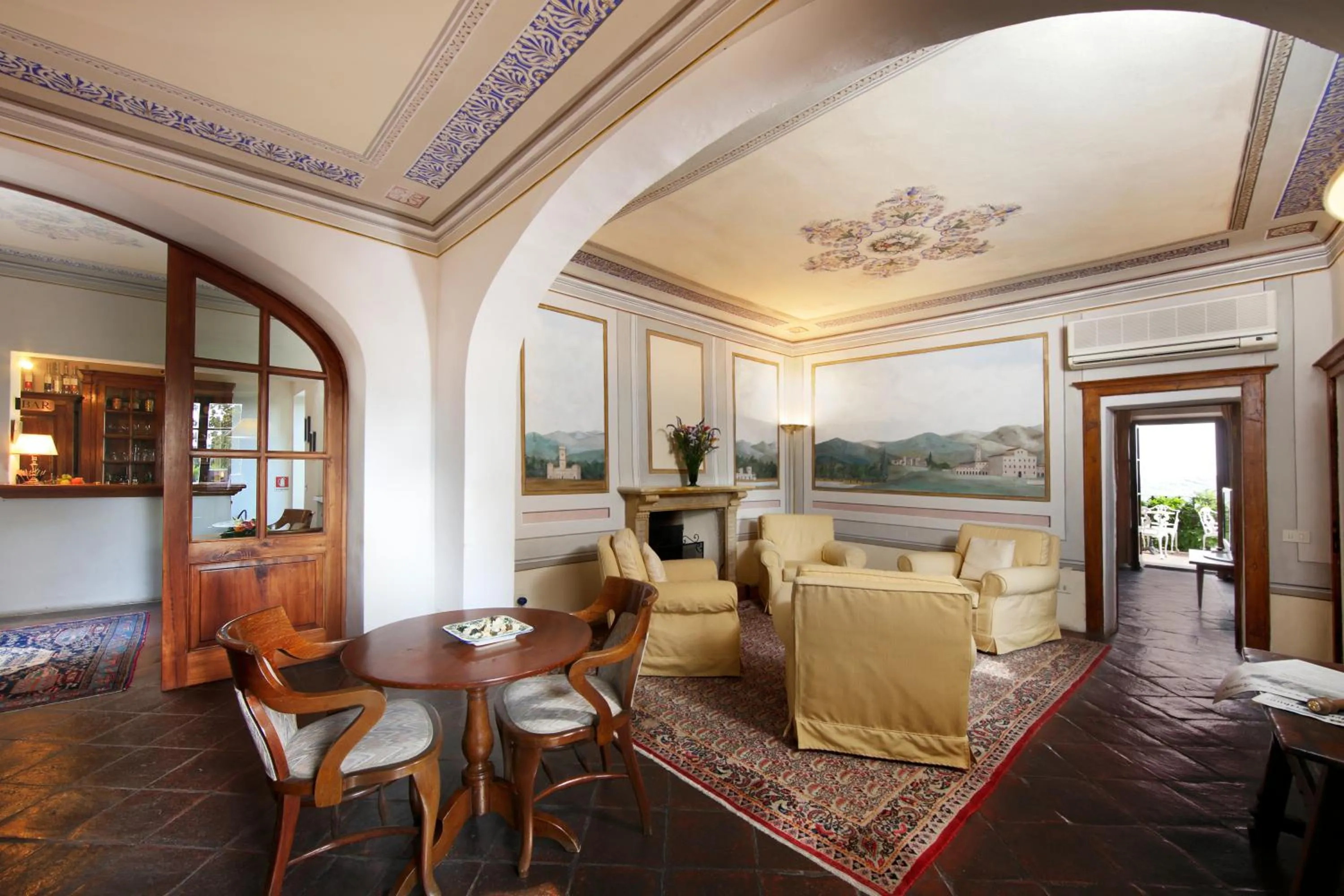 Living room in Relais Vignale & Spa