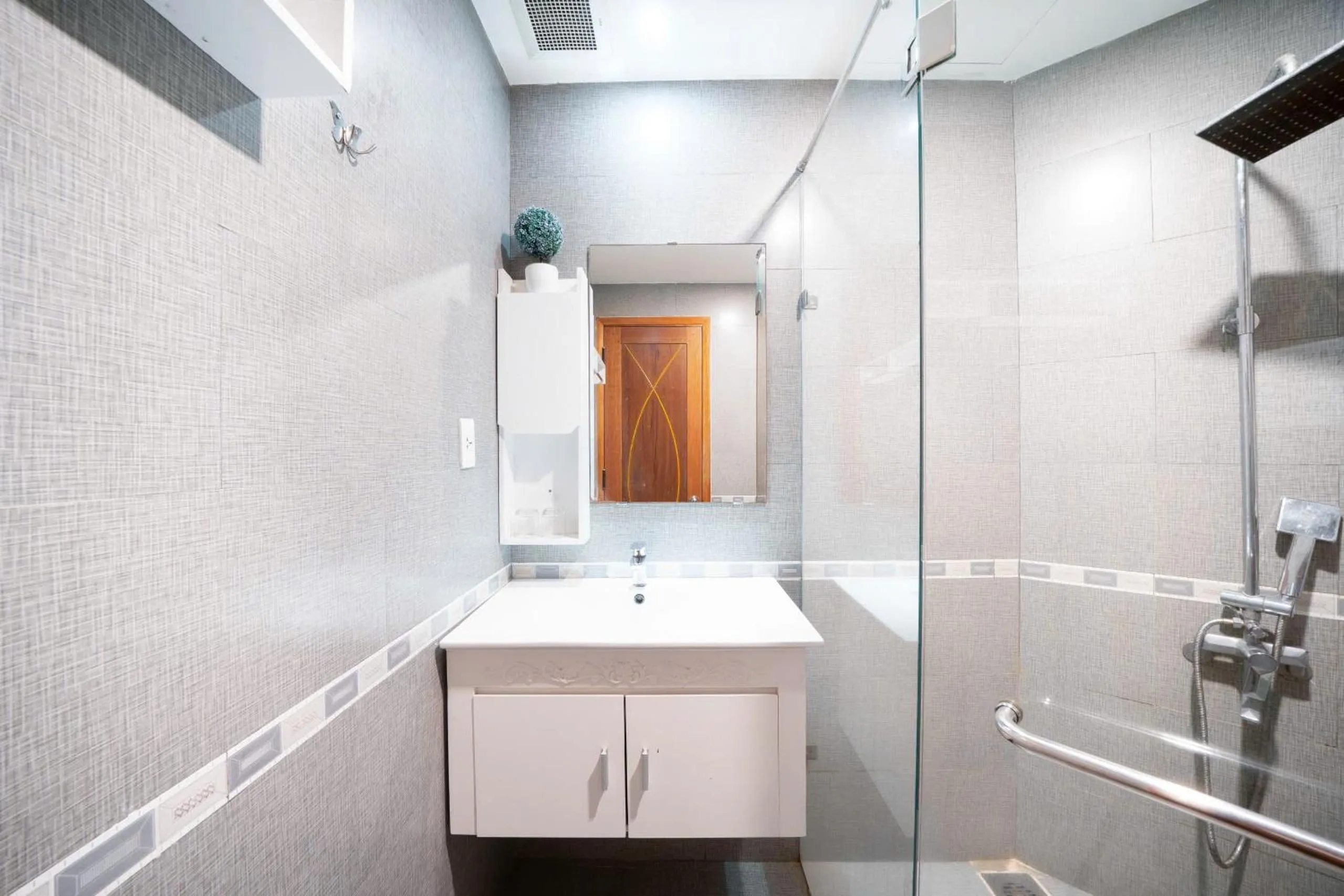 Shower in Ocean Garden Boutique Da Nang by Haviland