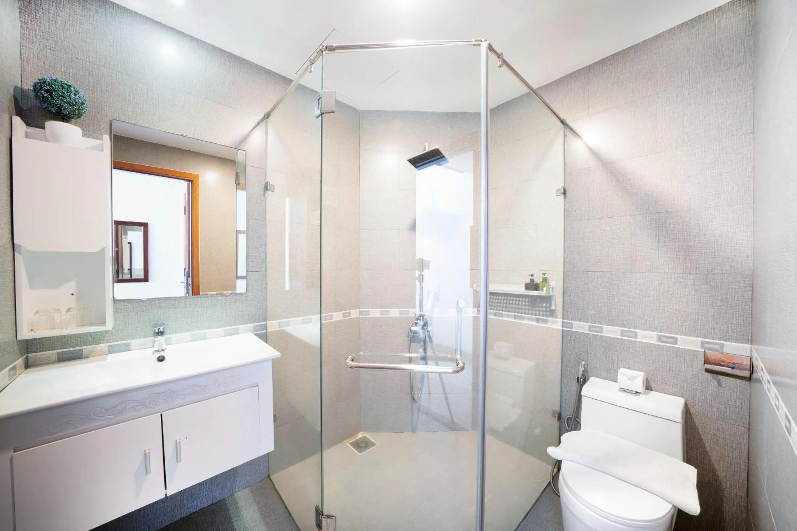 Shower in Ocean Garden Boutique Da Nang by Haviland