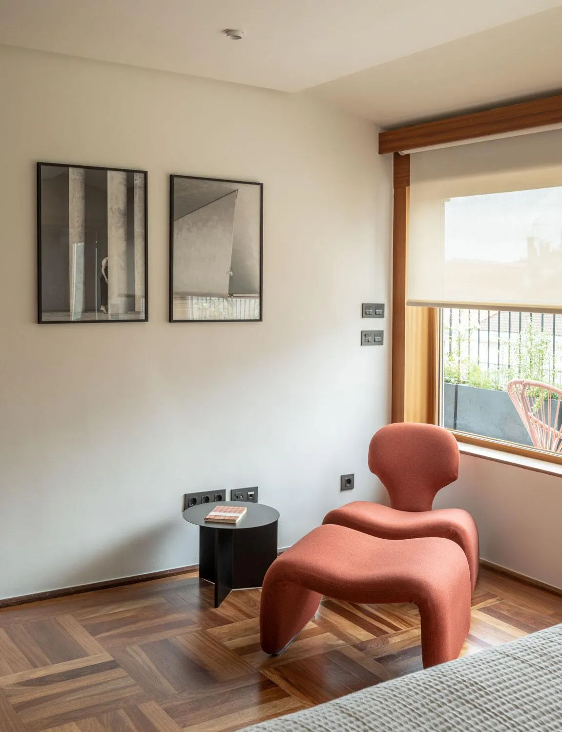 Decorative detail in The Passage Apartments