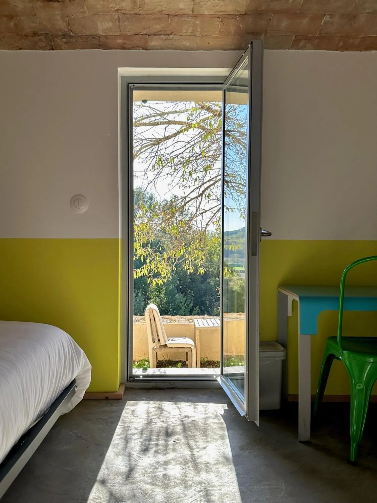 Balcony/Terrace, Bed in Domaine La Ferme HI bride