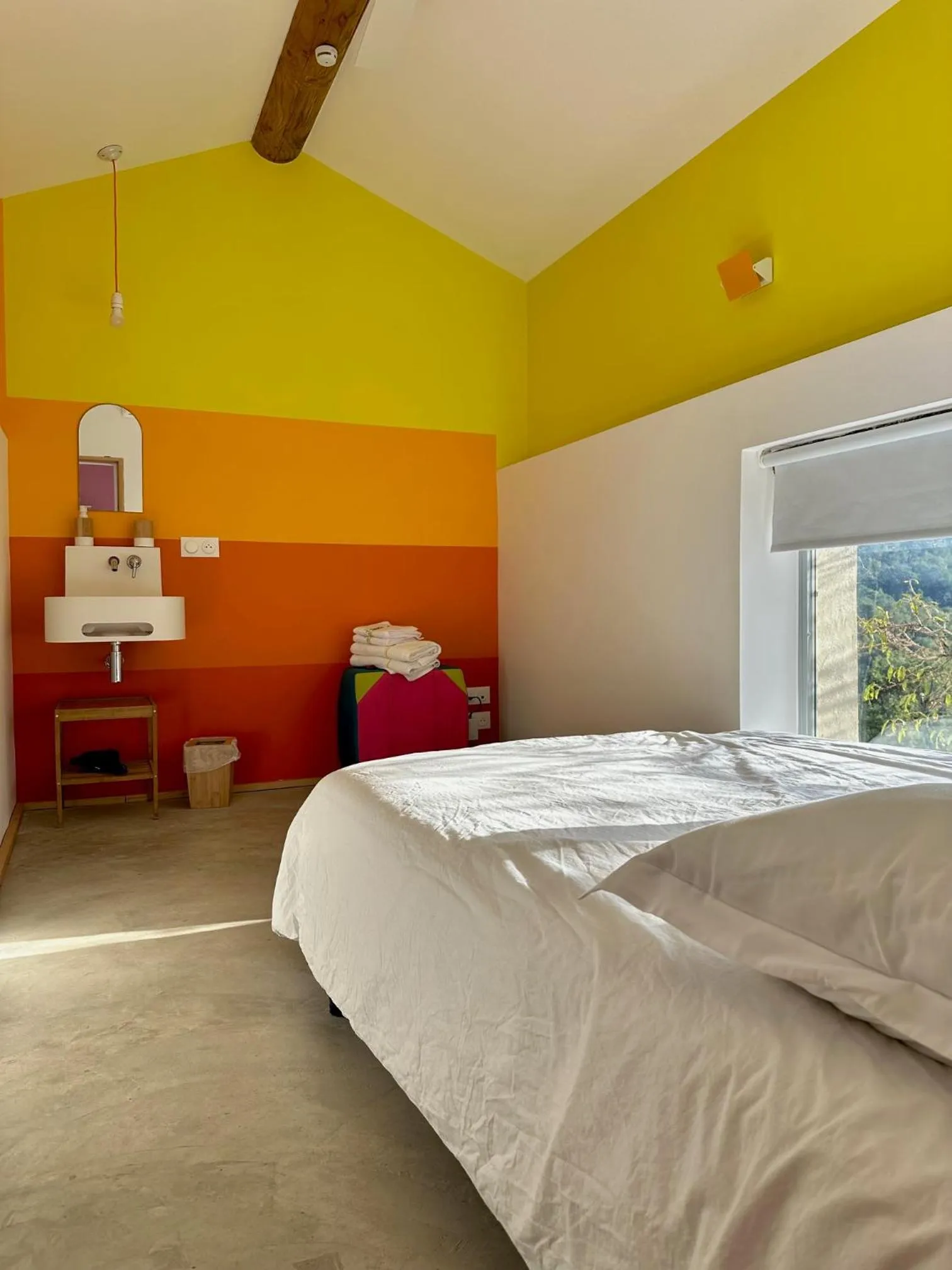 Photo of the whole room, Bed in Domaine La Ferme HI bride