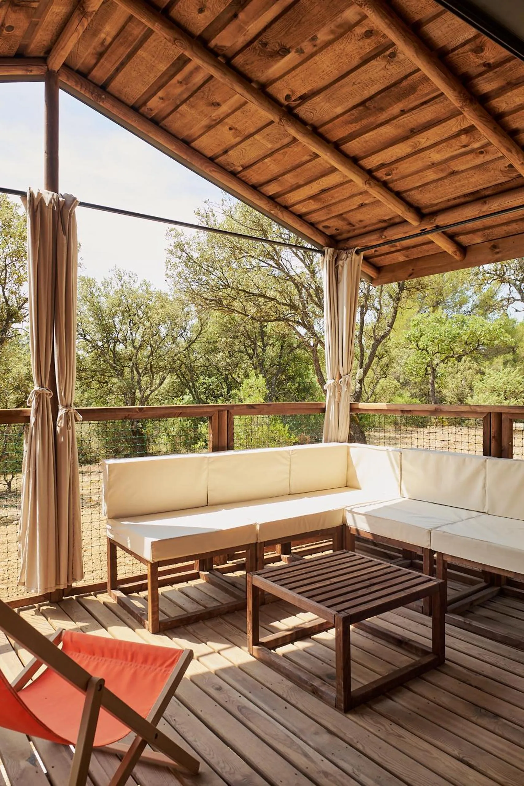 Balcony/Terrace in Domaine La Ferme HI bride