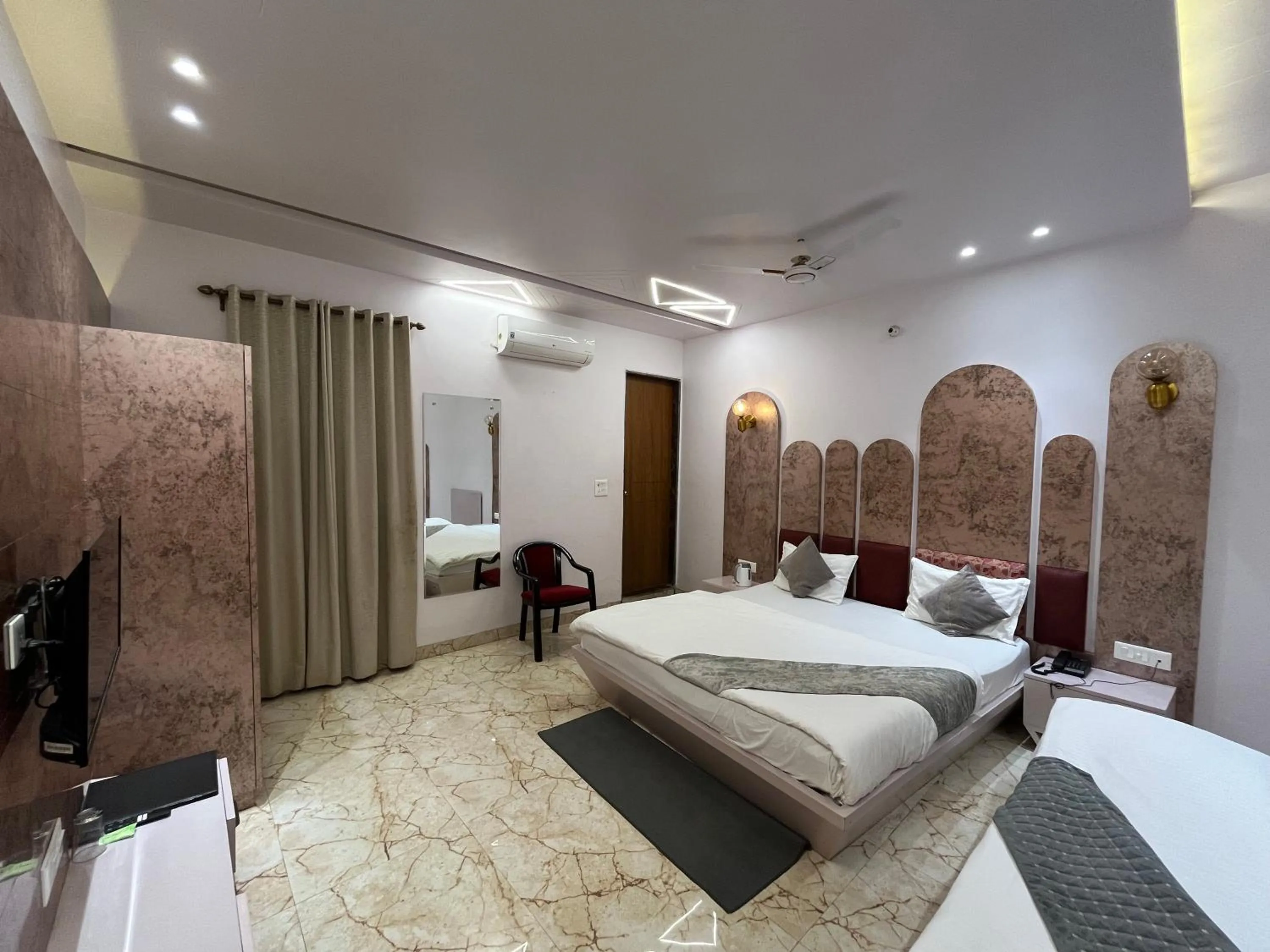 Hotel Shree Darshnam