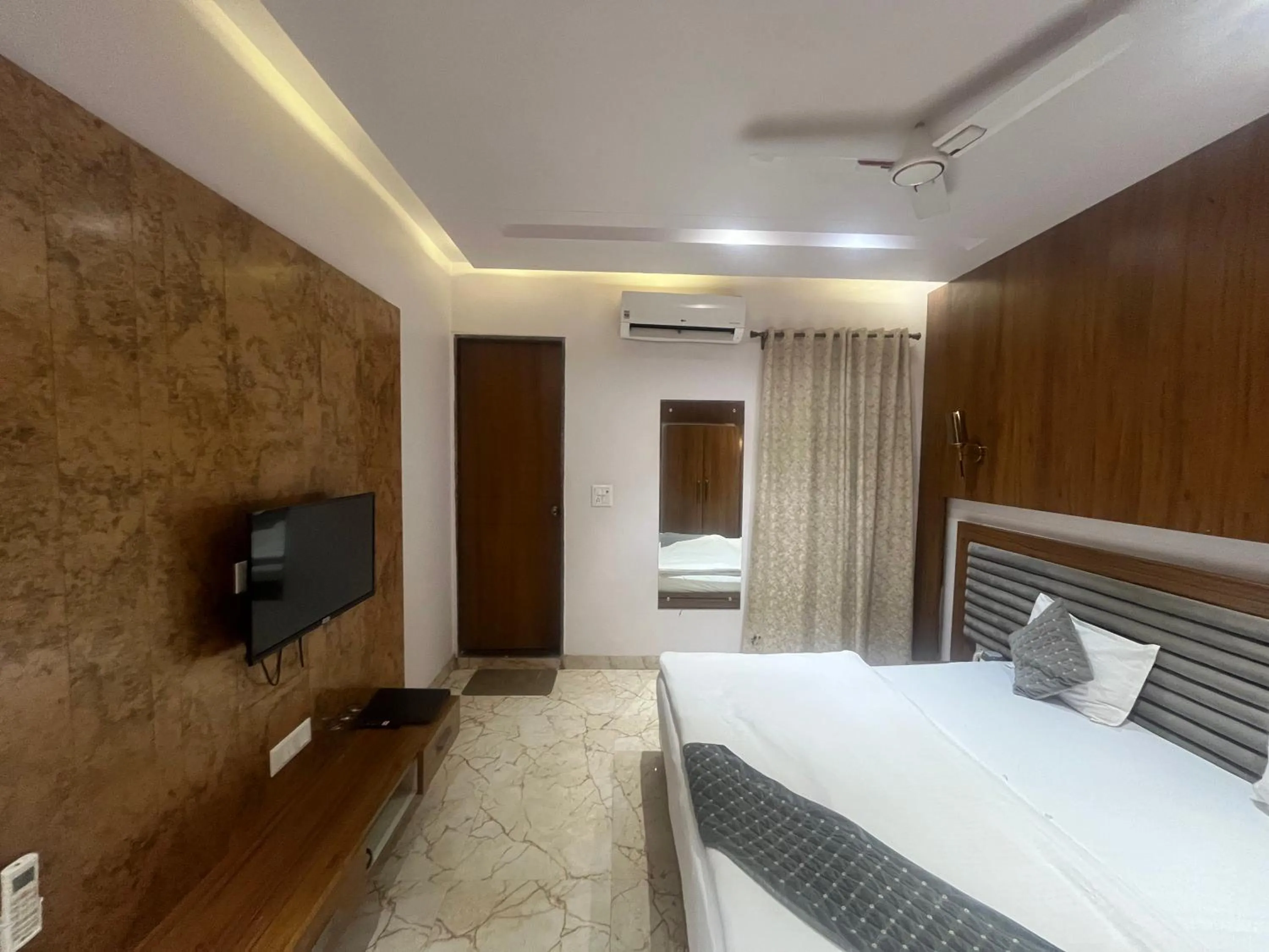Hotel Shree Darshnam