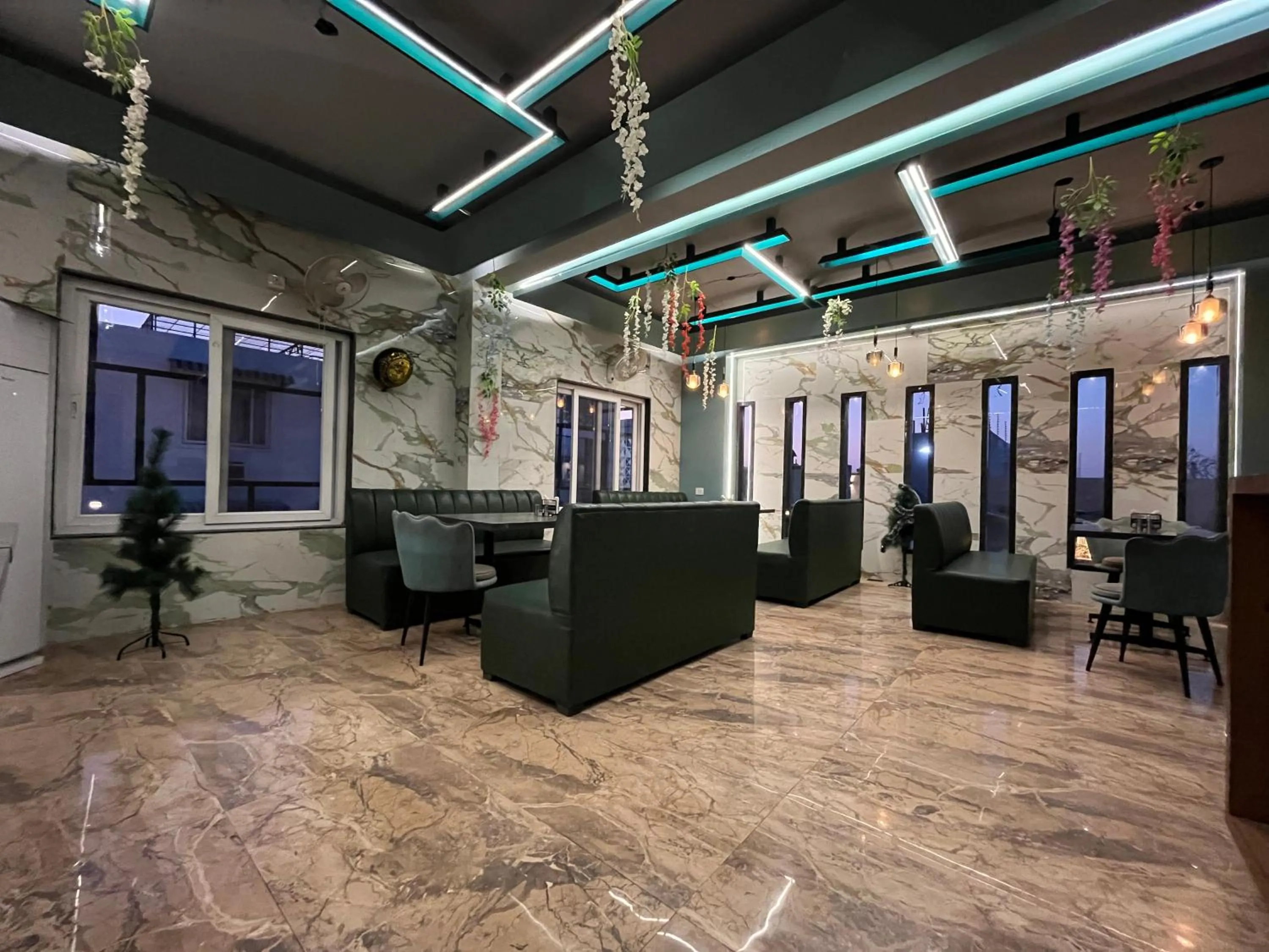 Hotel Shree Darshnam