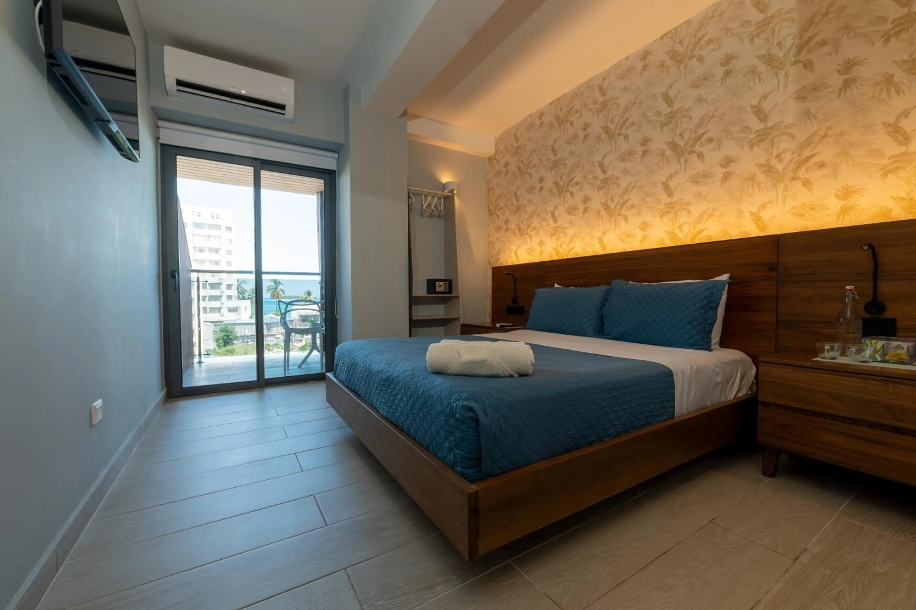 Bed in Dreamer Beach Club