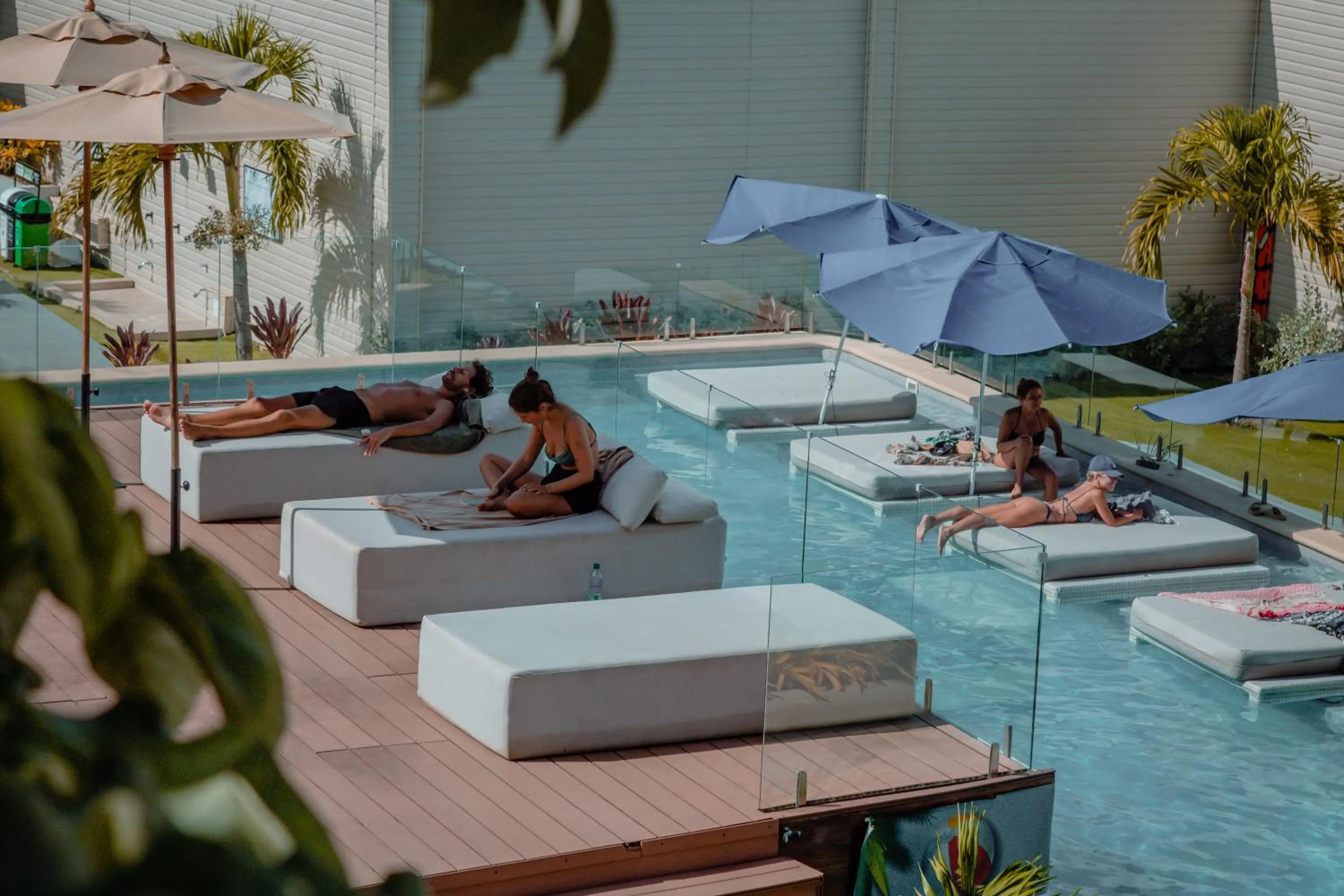 Solarium in Dreamer Beach Club