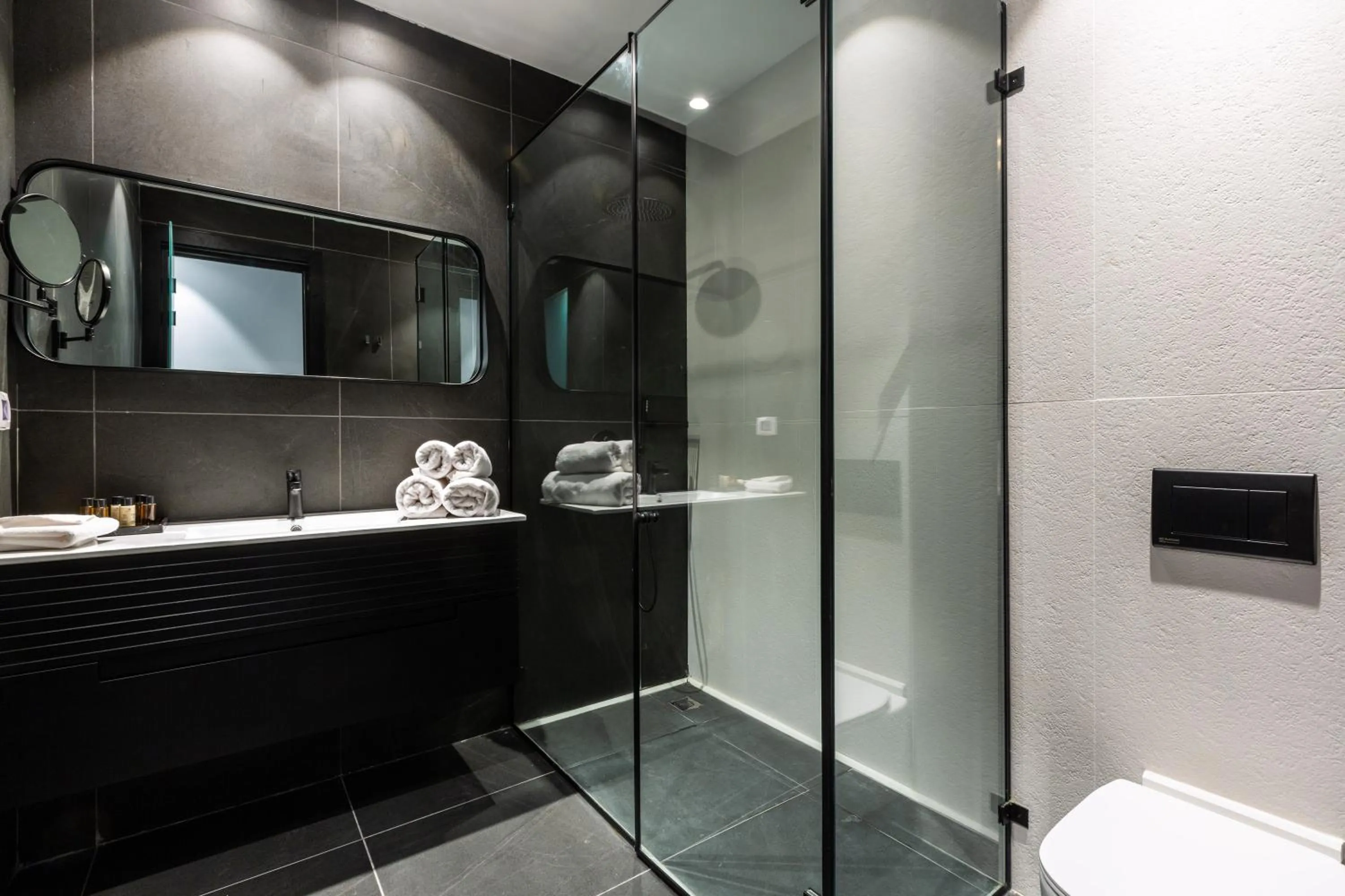 Bathroom in Dhotel - די הוטל