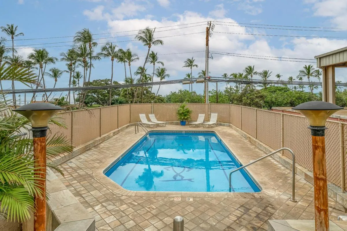 Property building in Island Surf 506