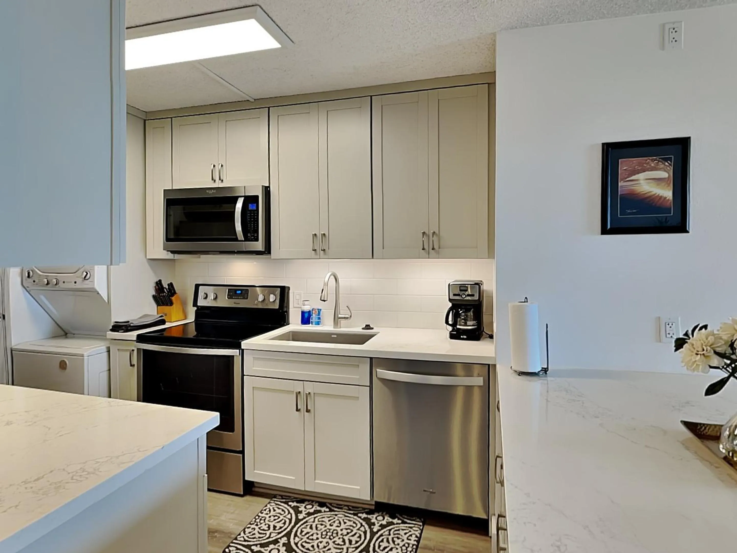 Property building in Island Surf 506