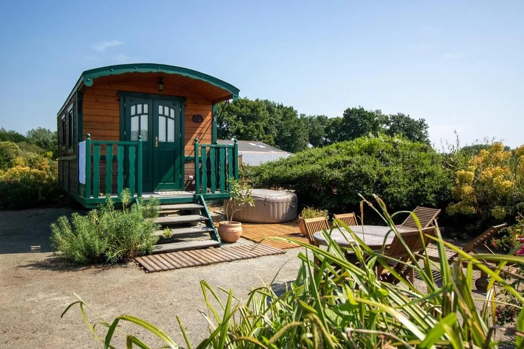 Patio in Domaine Arvor & Spa