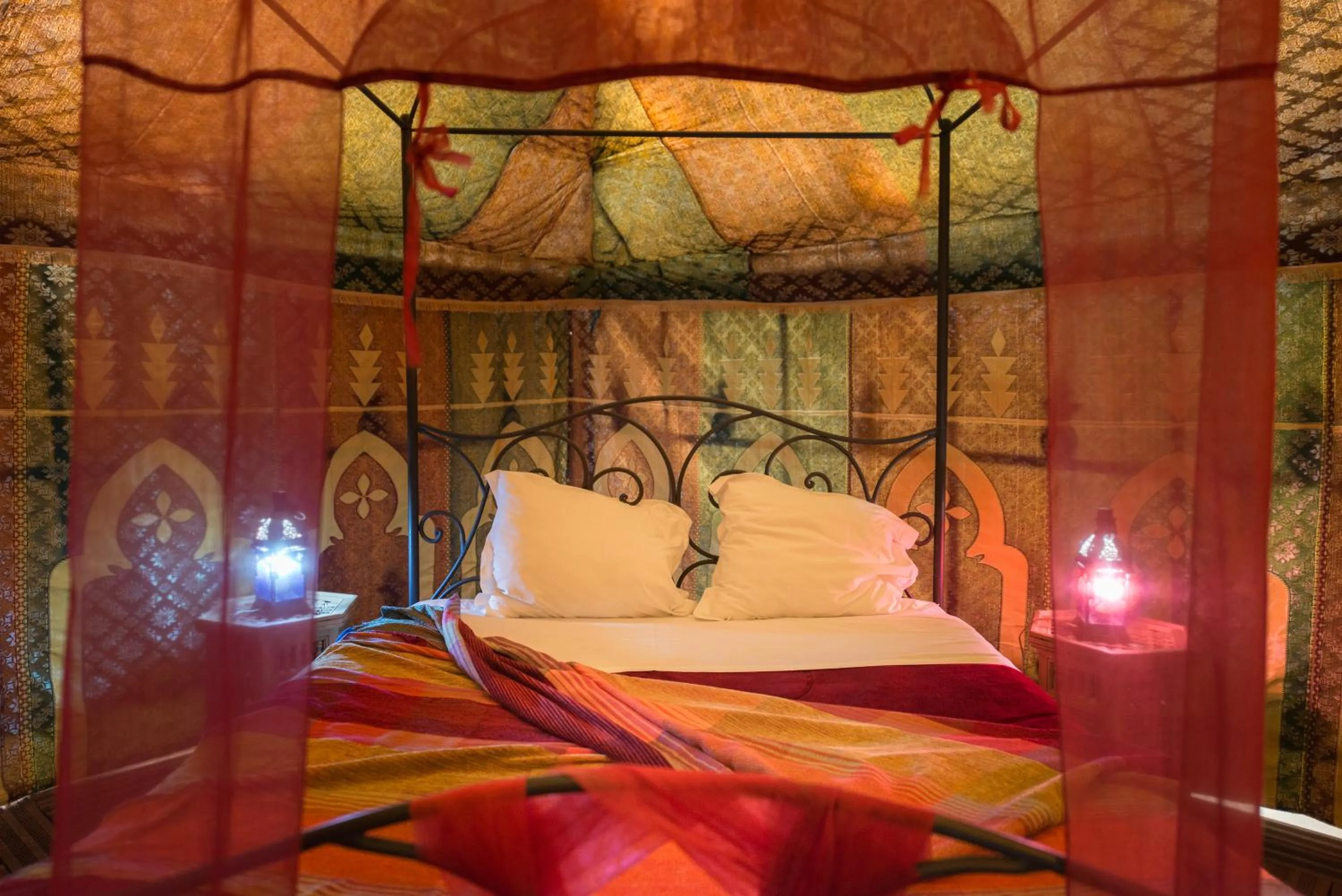 Bed in Domaine Arvor & Spa