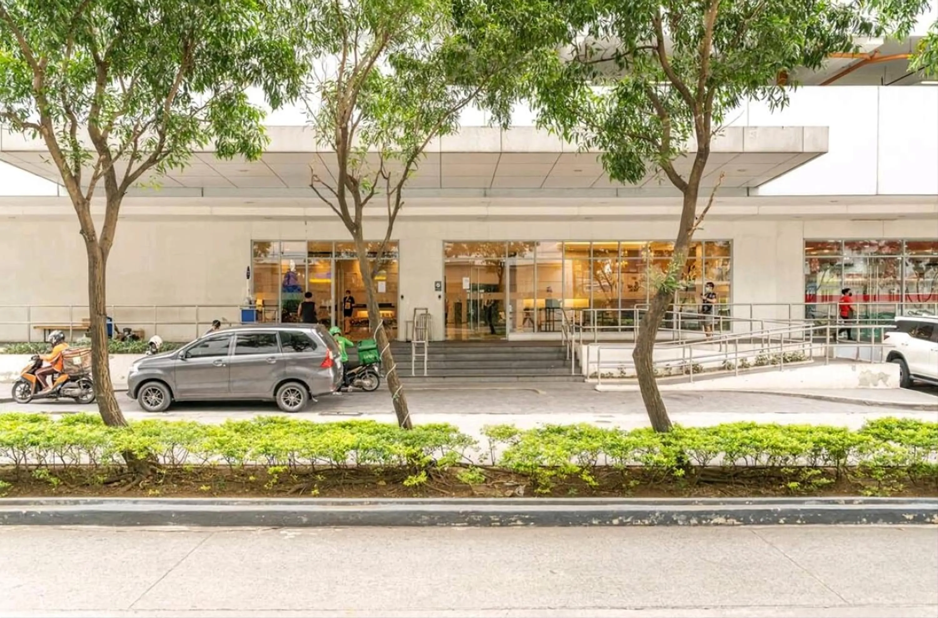 Grass Residences SM North Edsa and Trinoma