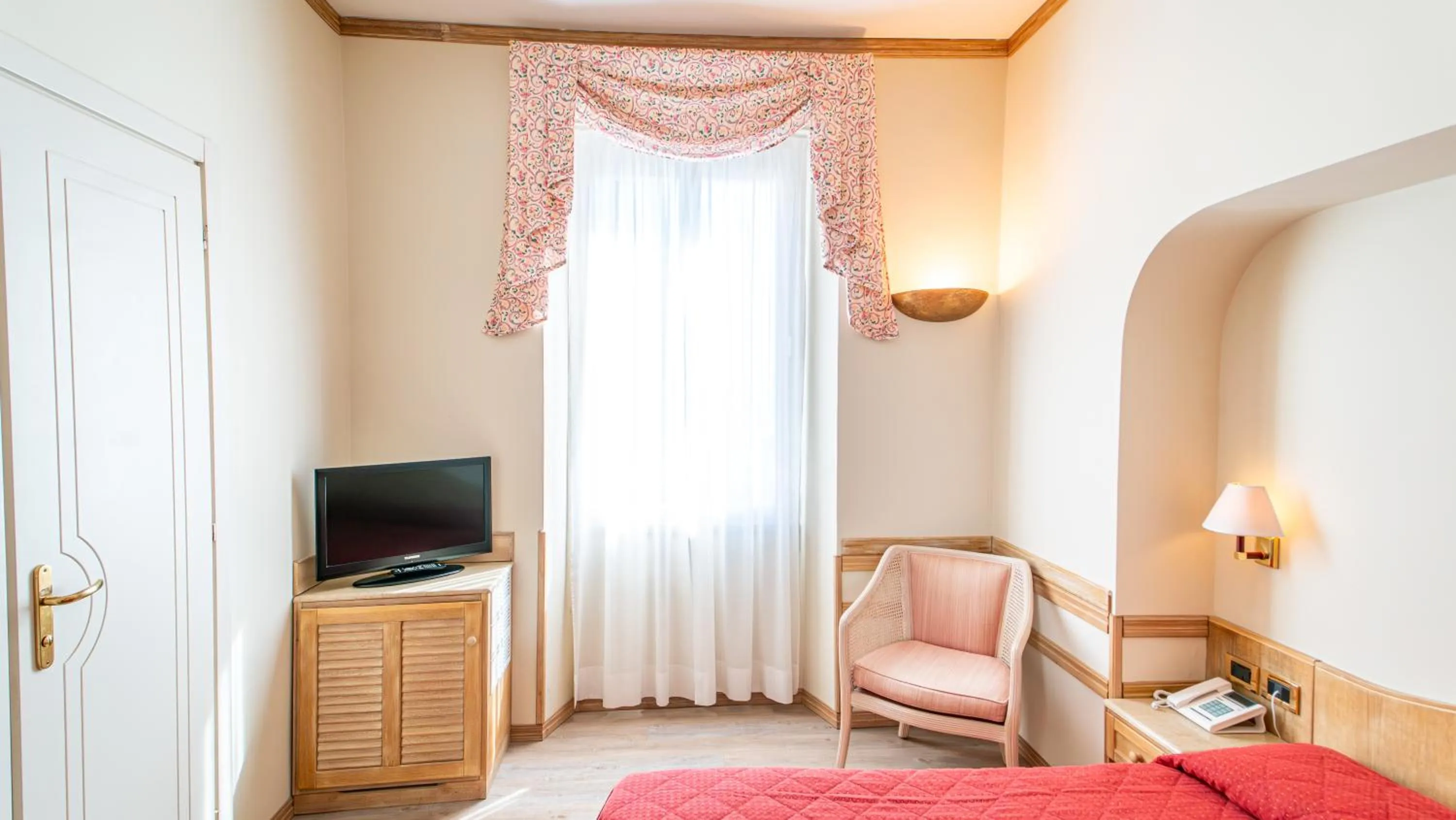 Bed in Bobby Executive