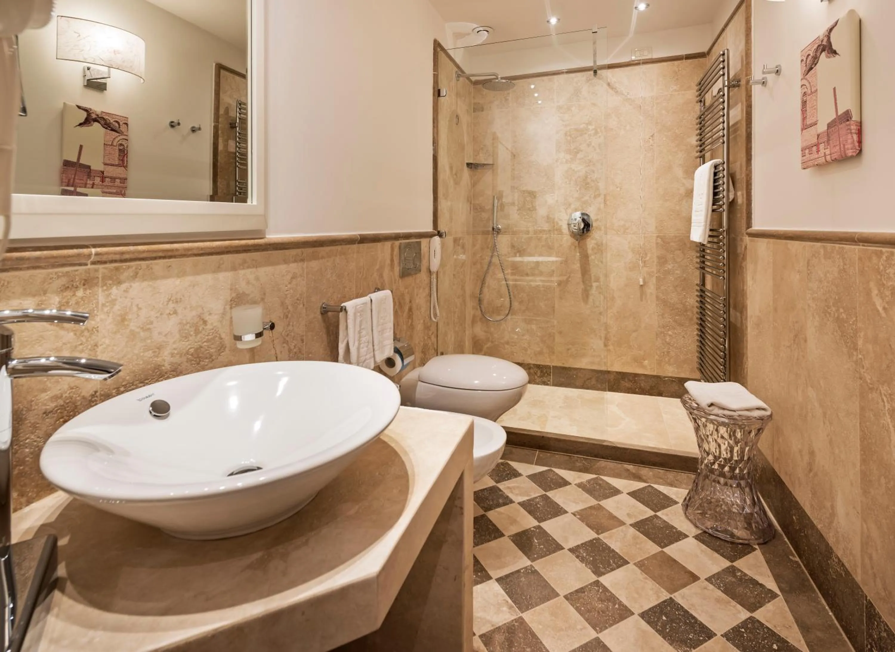 Bathroom in Hotel Armonia