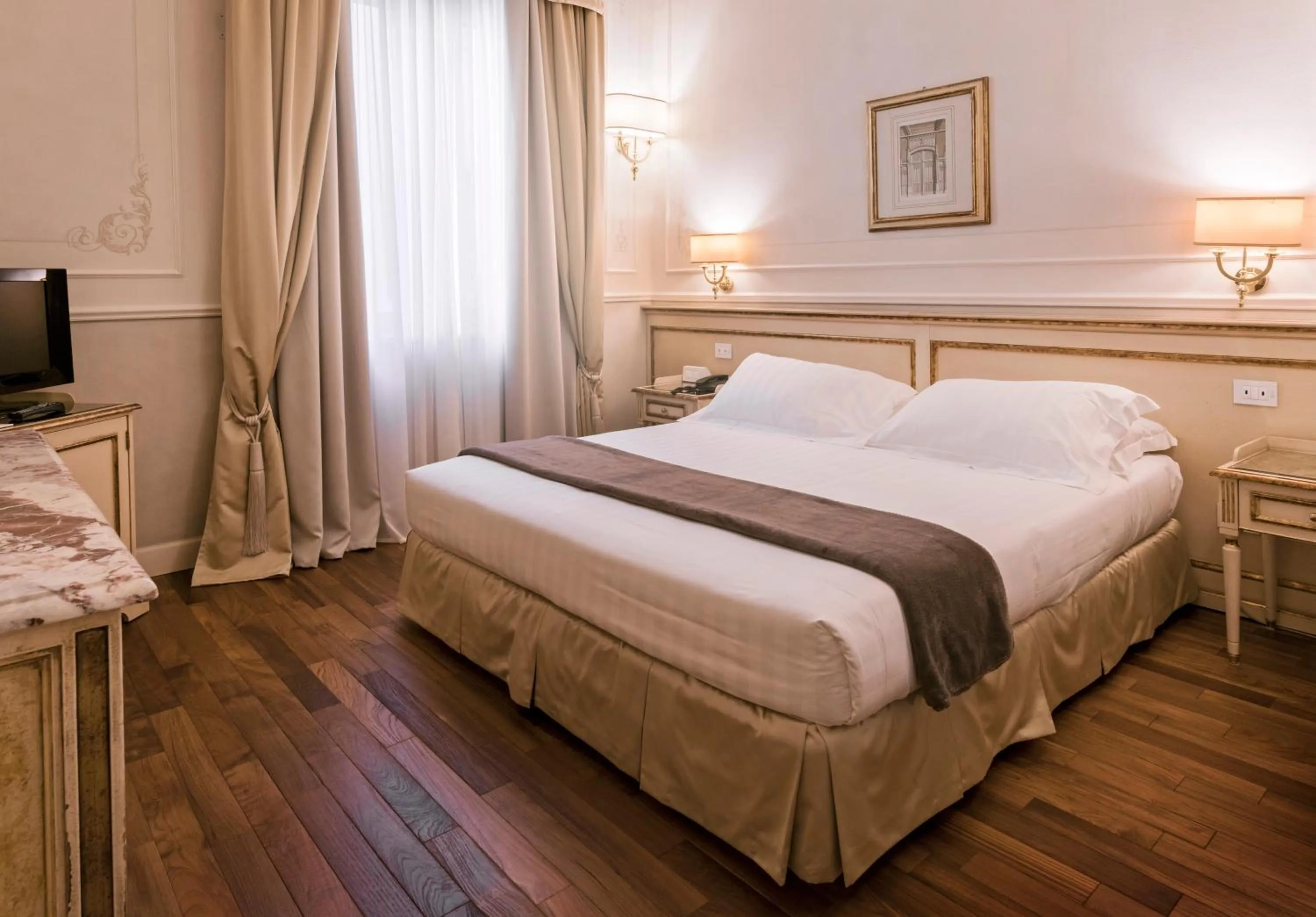 Bedroom, Bed in Hotel Armonia