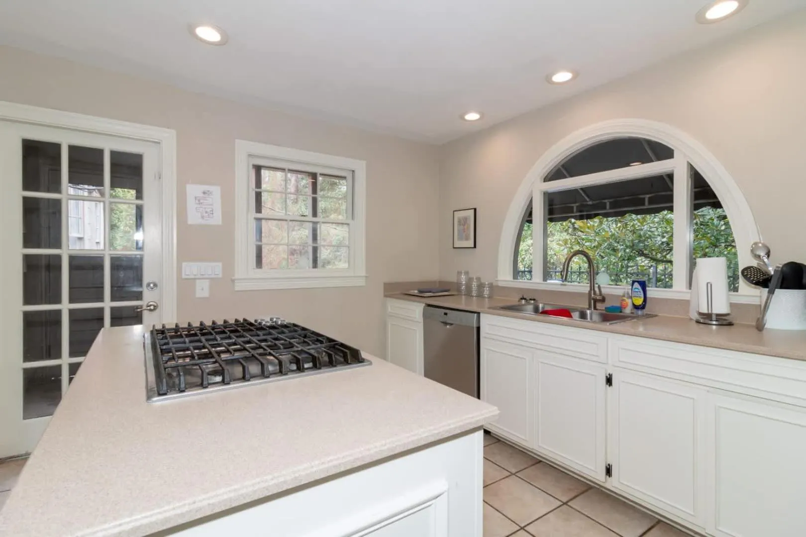 Royal in Columbus- Midtown Columbus Castle