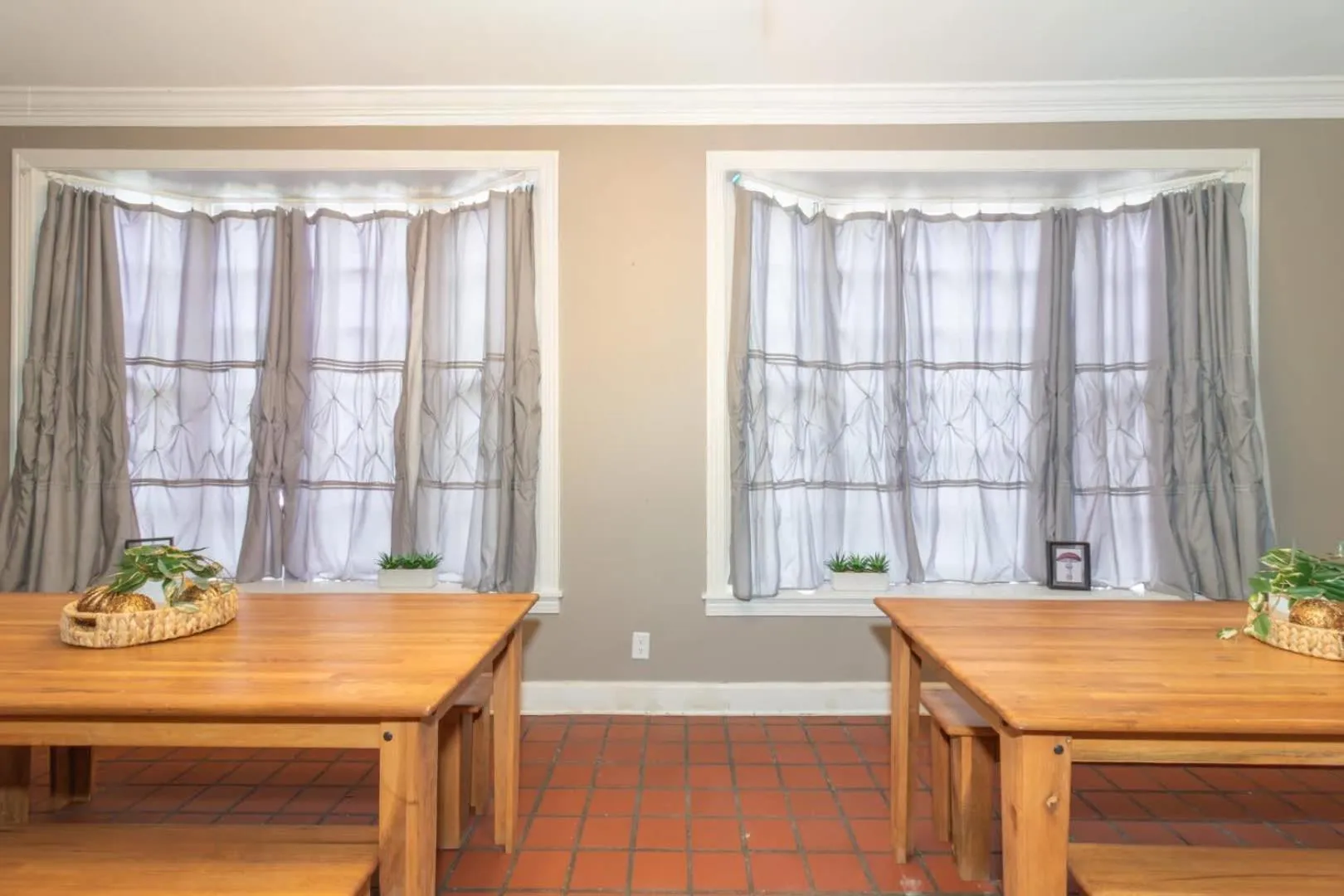 Royal in Columbus- Midtown Columbus Castle