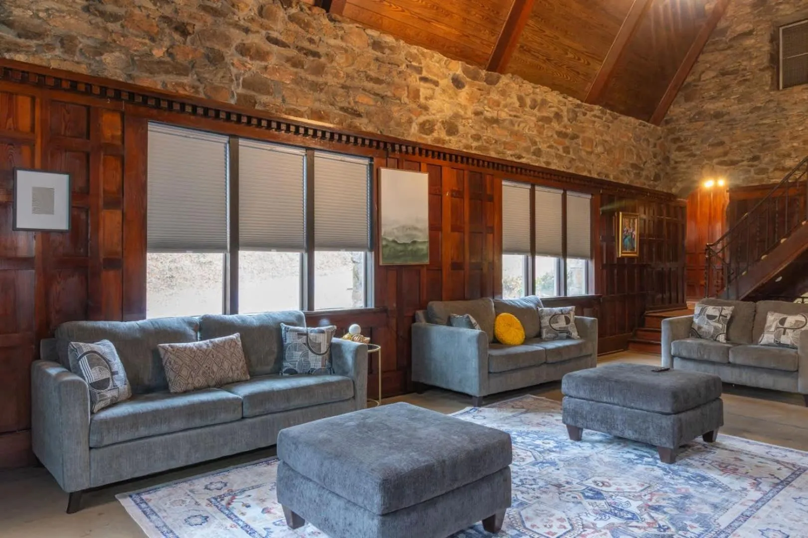 Royal in Columbus- Midtown Columbus Castle