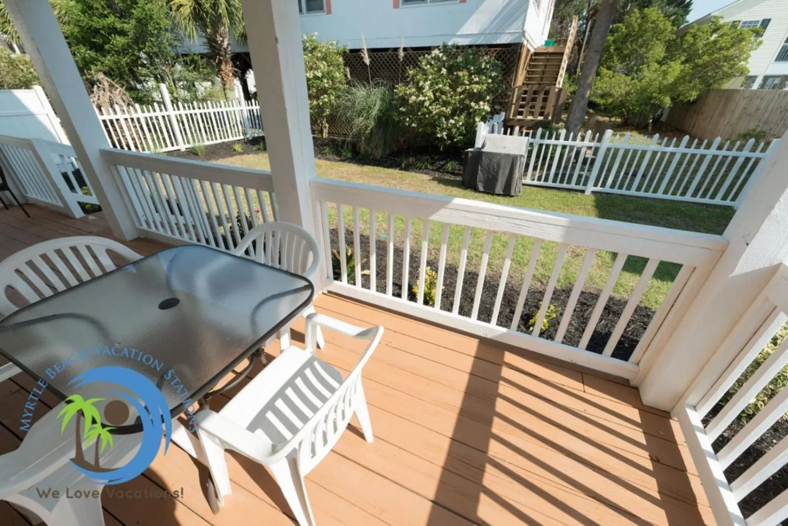 Property building in Cg Cottage Down