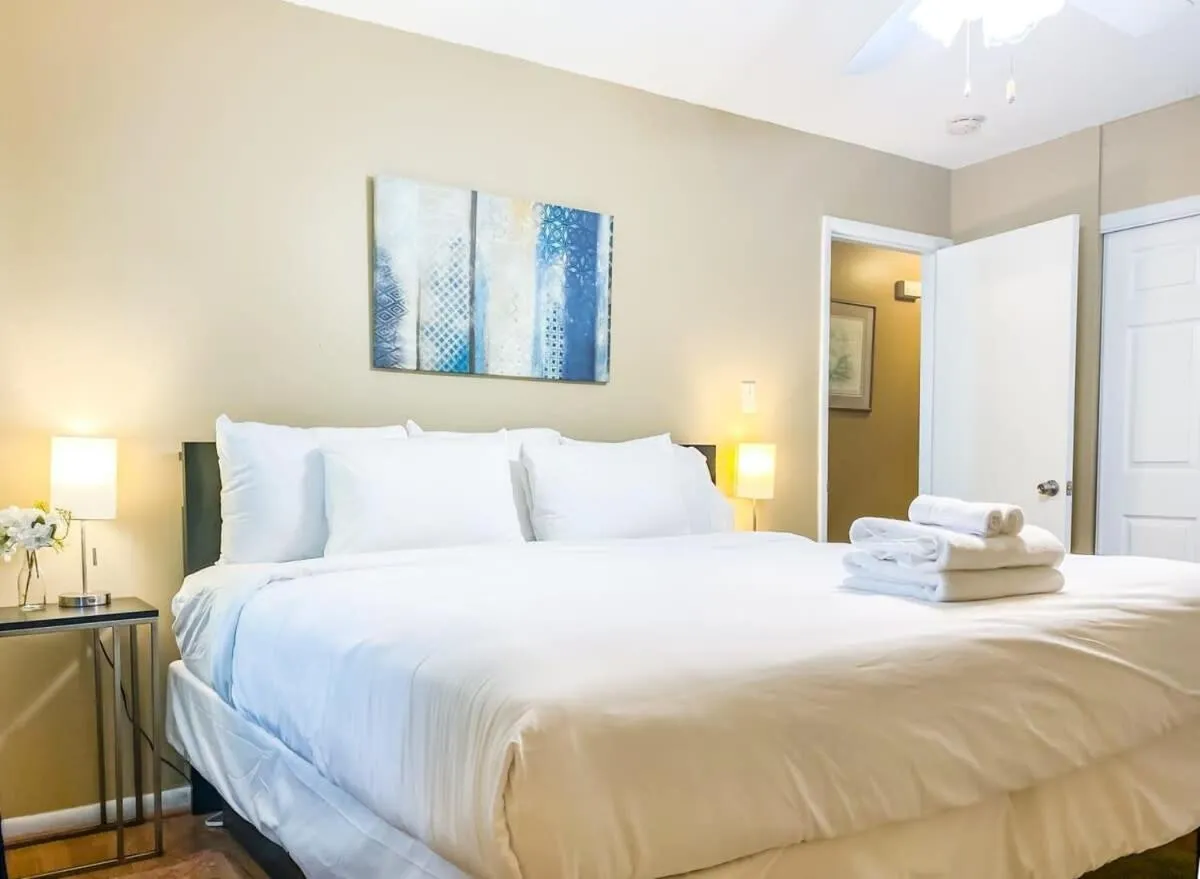 Bed in Near Space Center- Mahan Splashdown