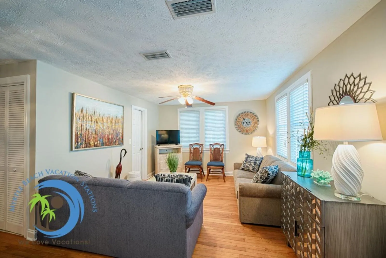 Property building in Cg Cottage Up