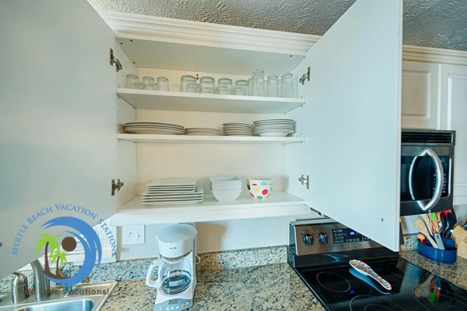 Property building in Cg Cottage Up