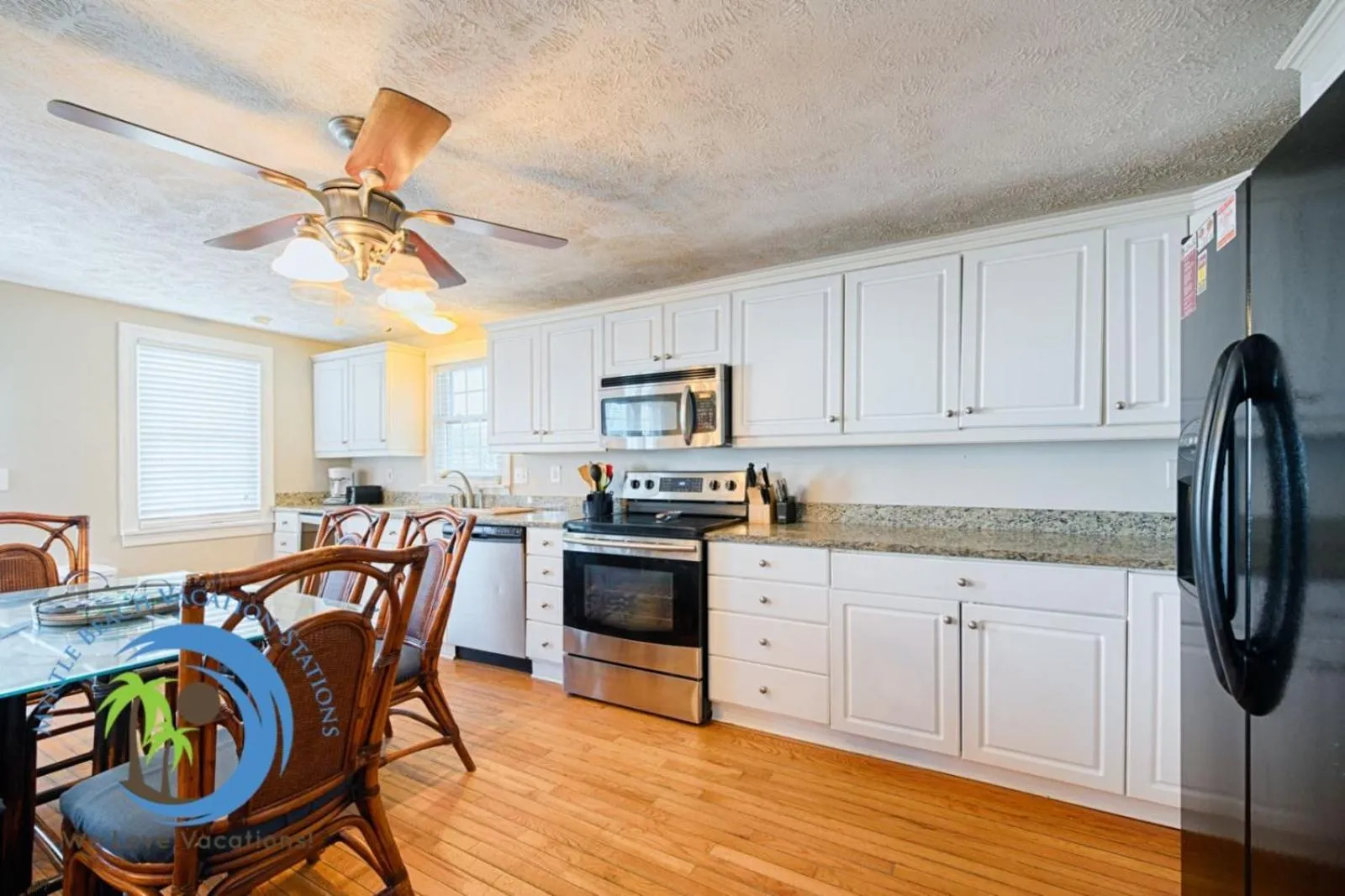 Property building in Cg Cottage Up