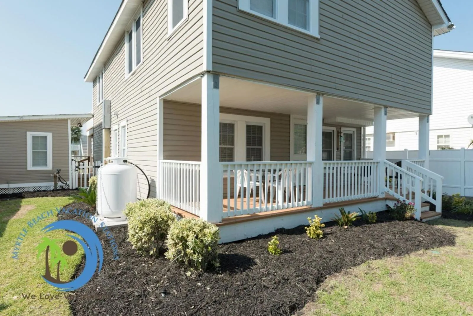 Property building in Cg Cottage Up