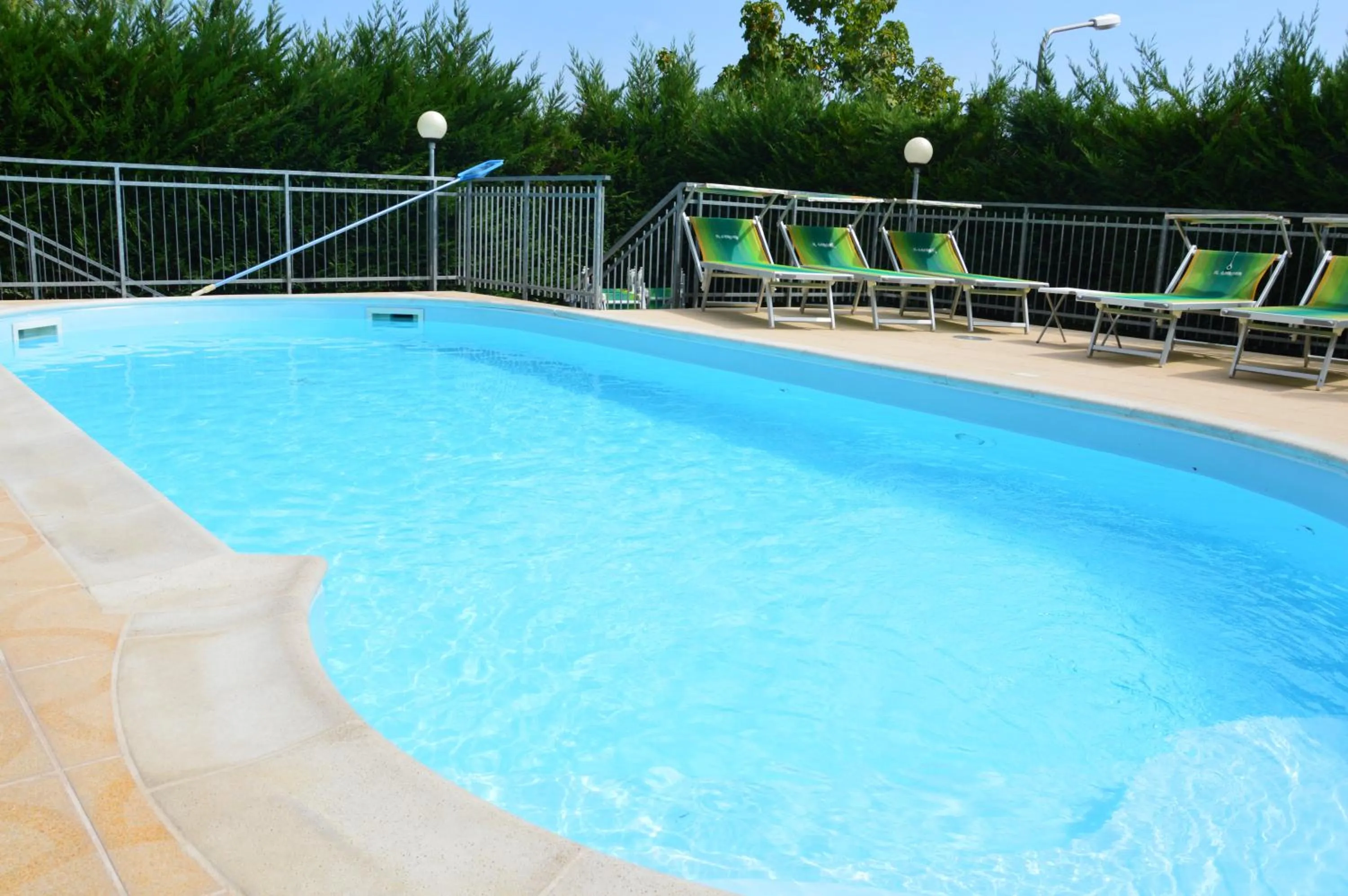 Swimming pool in Hotel Garden Ristorante