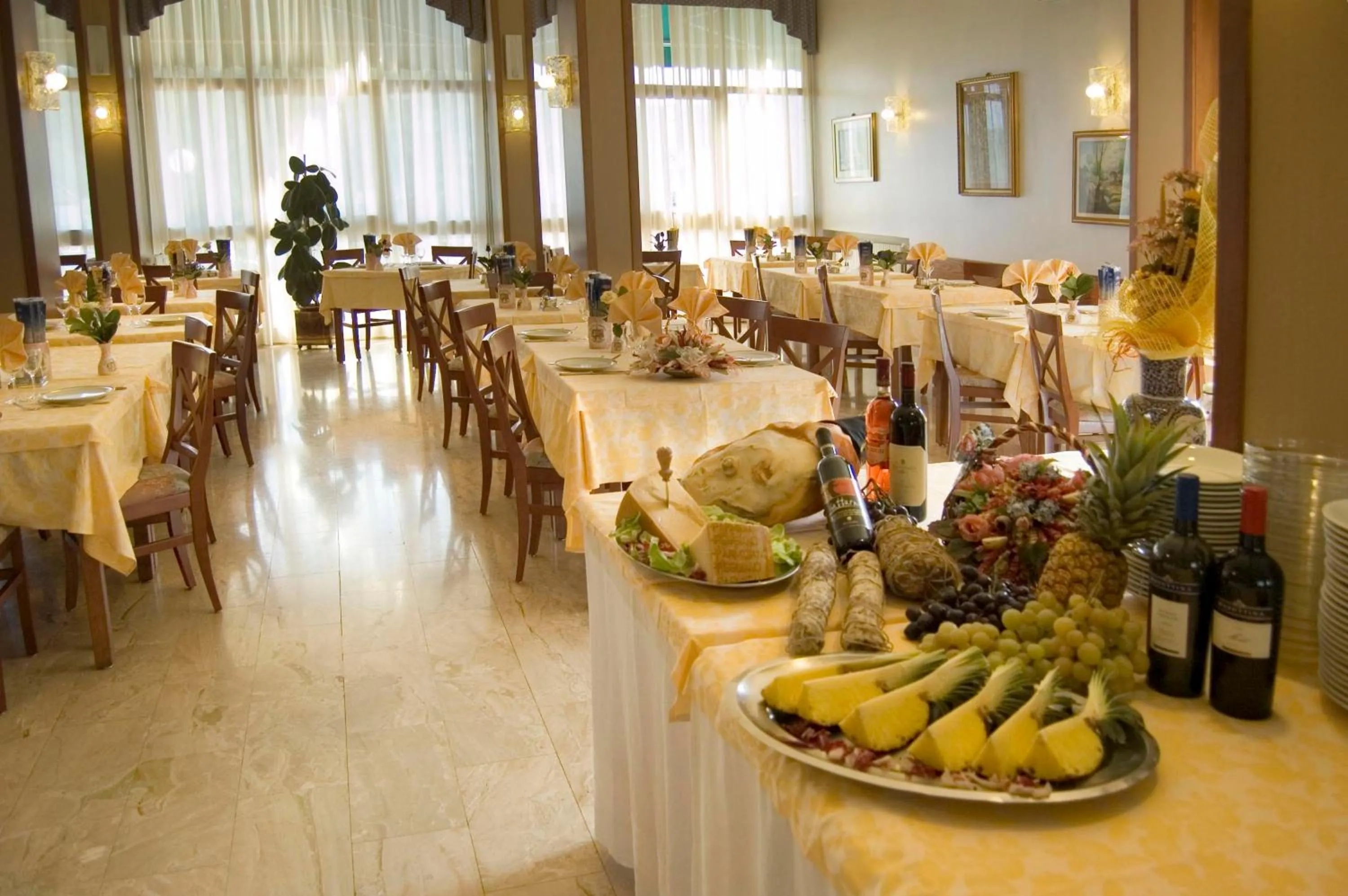 Restaurant/places to eat in Hotel Garden Ristorante