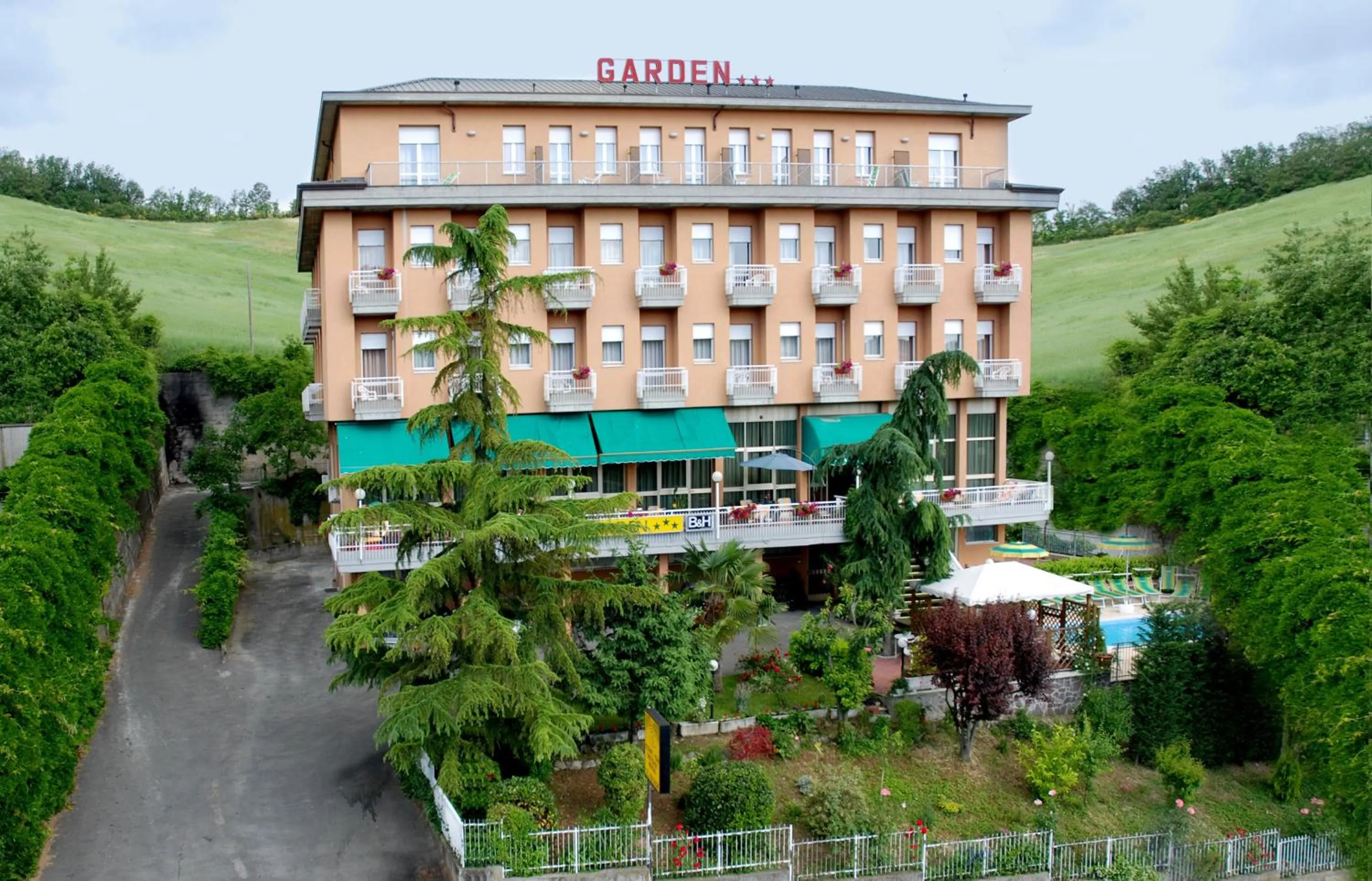 Property building in Hotel Garden Ristorante