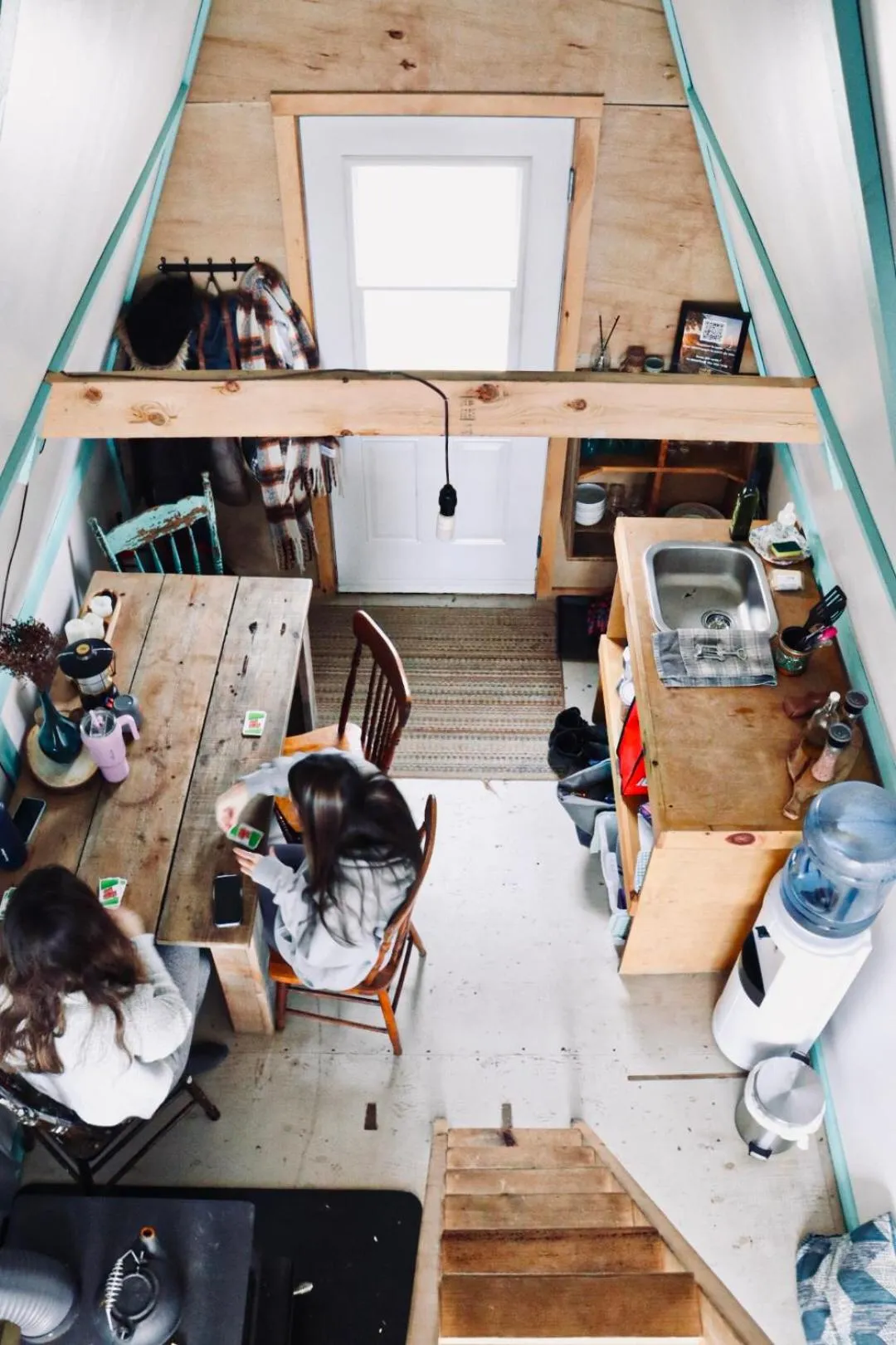 Photo of the whole room in Station Chene rouge