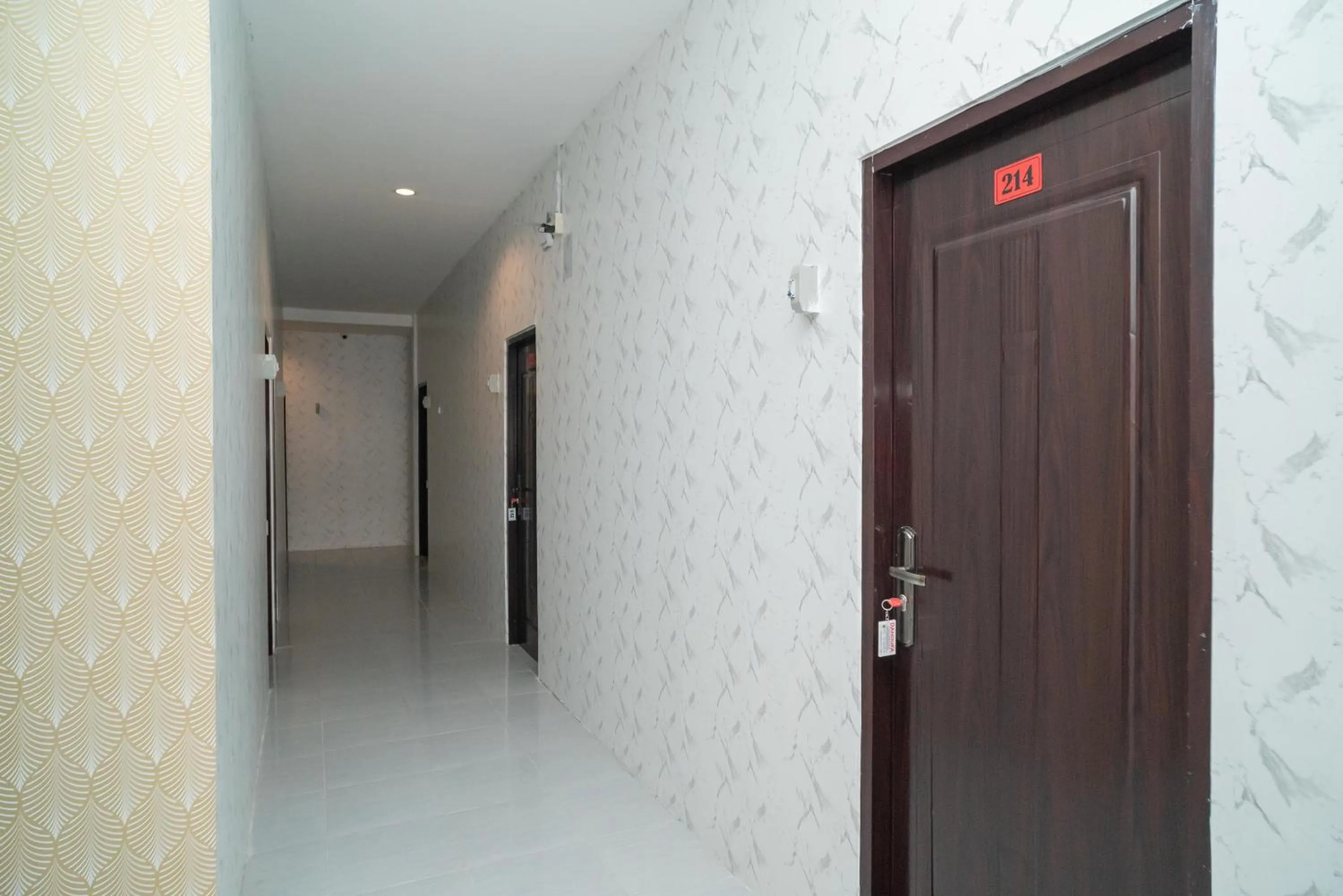 RedDoorz near Sarinah Jakarta