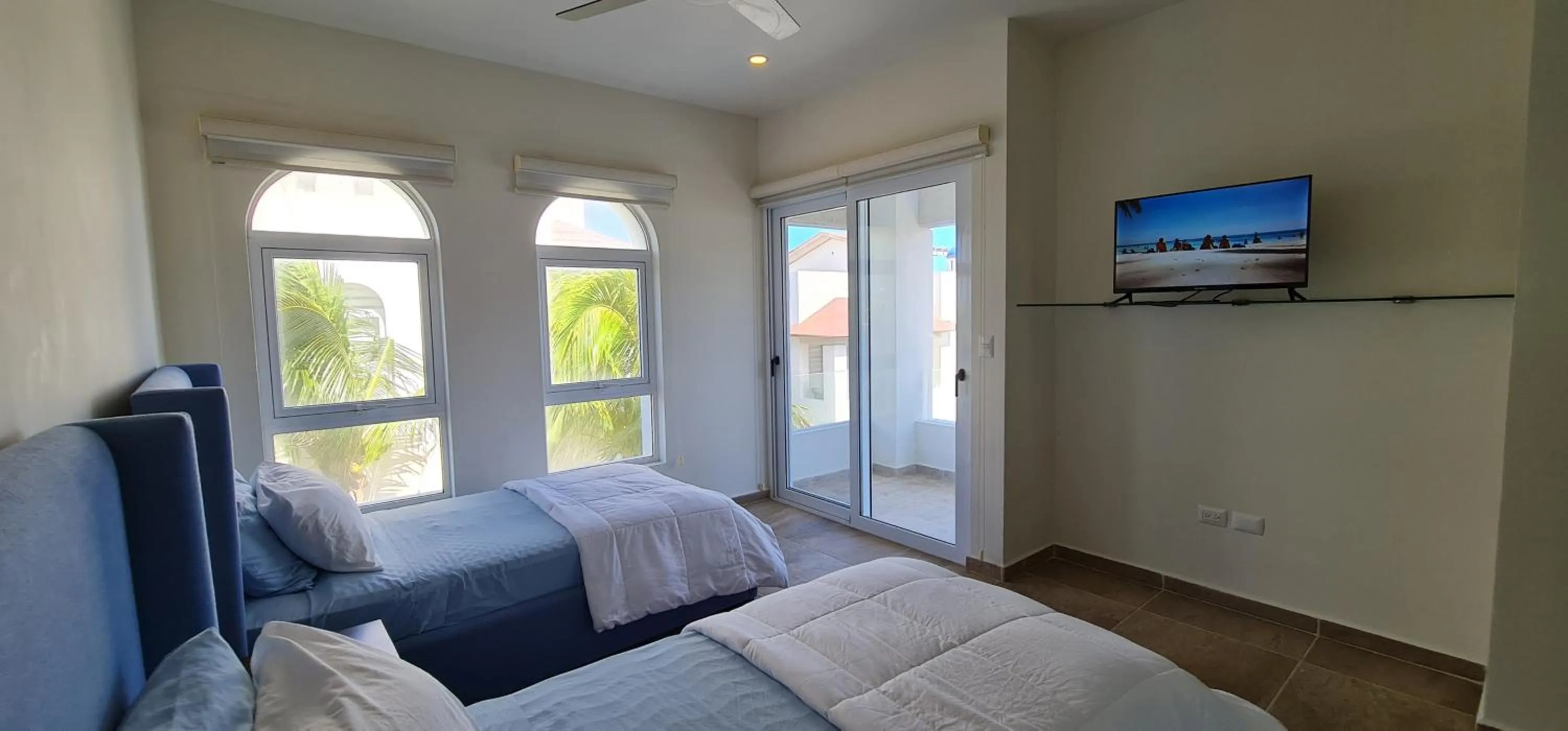 Bedroom, Bed in CASA REYES Stunning Rooftop Oceanview