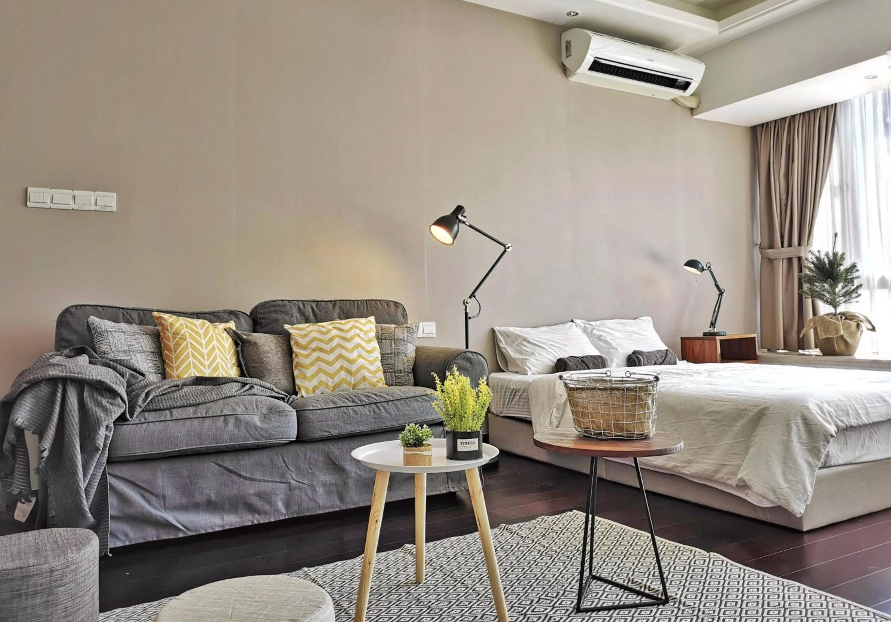 Photo of the whole room, Bed in Yussy Homestay at R&F Princess Cove