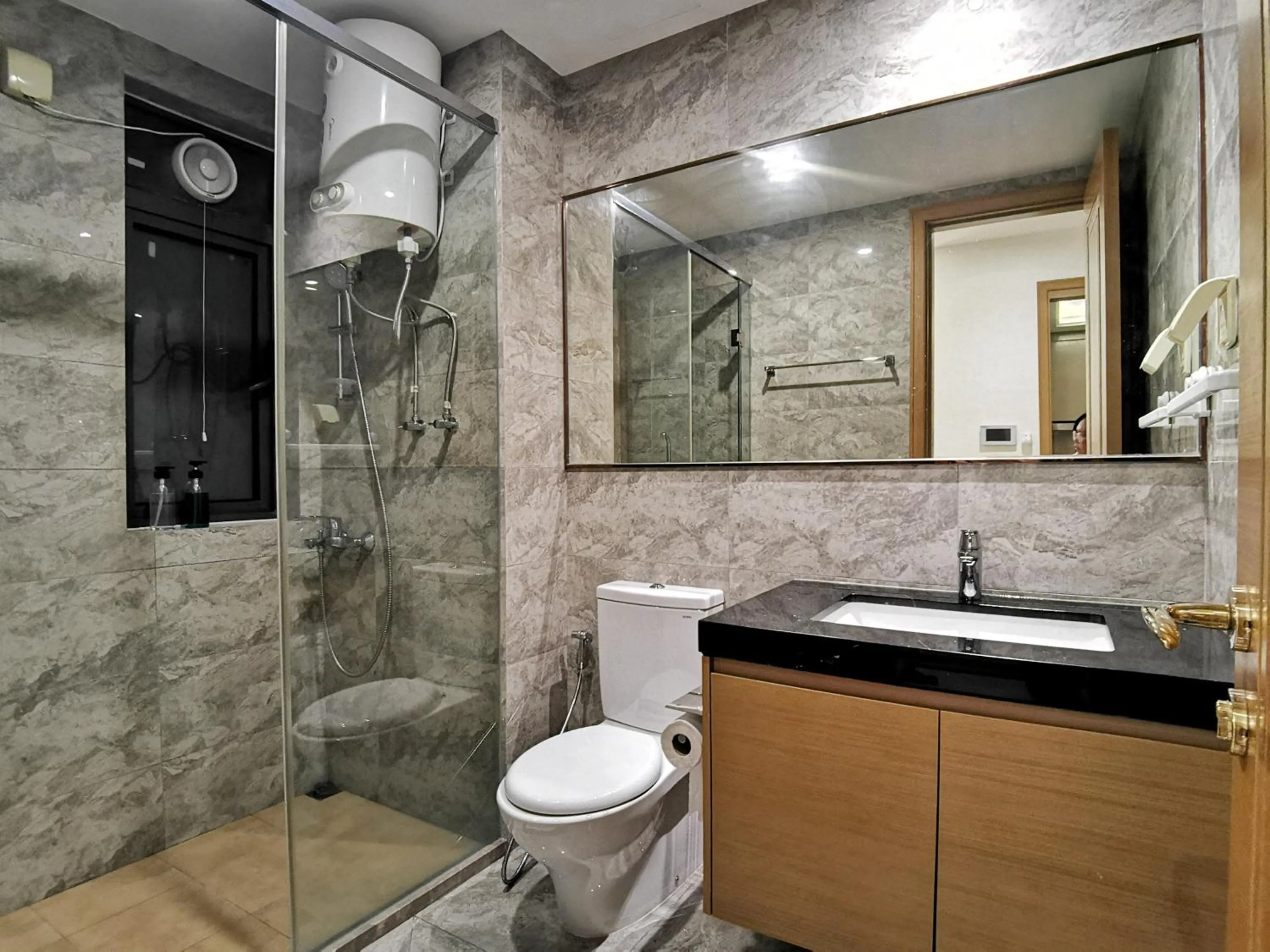 Bathroom in Yussy Homestay at R&F Princess Cove