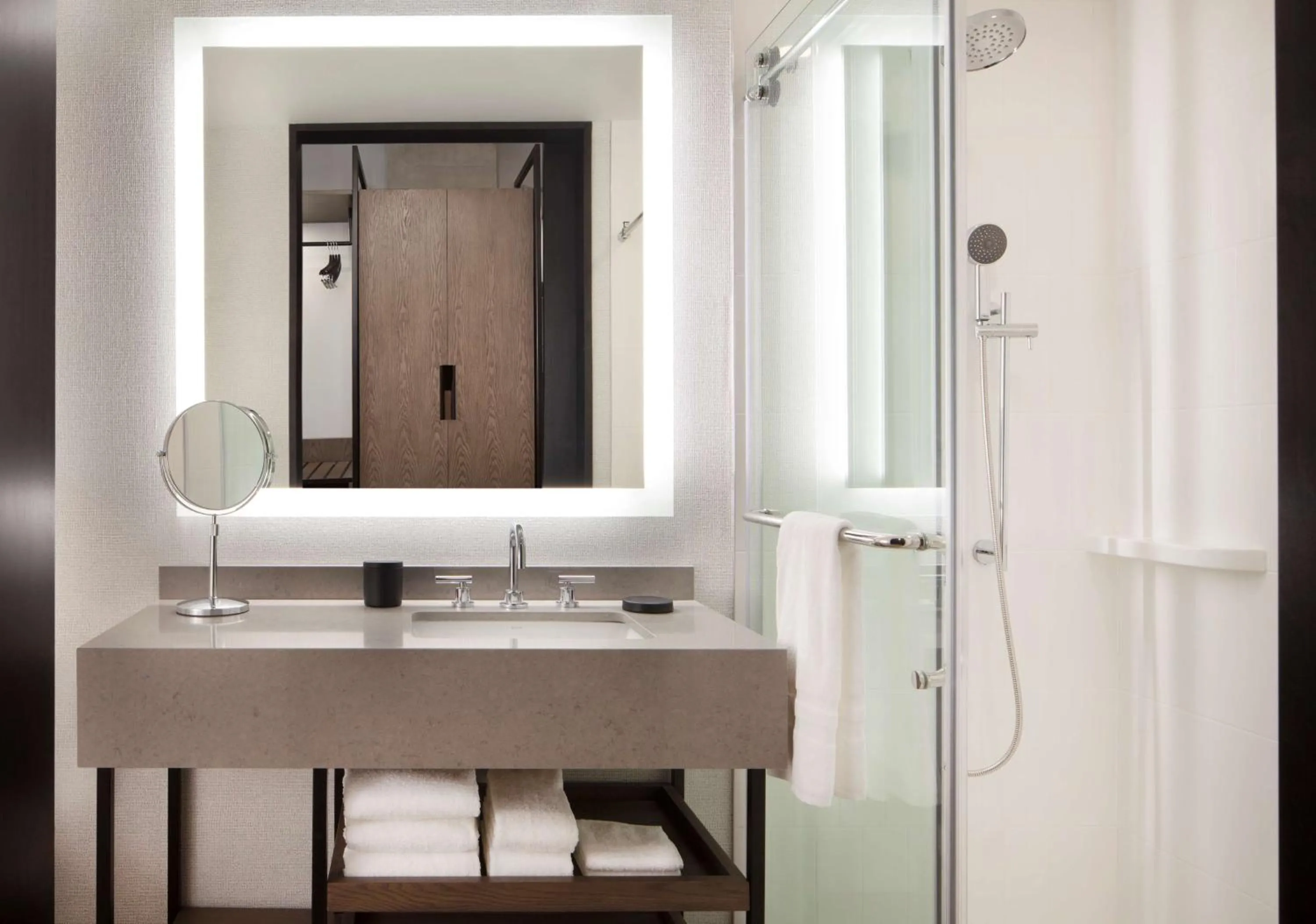 Bathroom in Hyatt Regency Salt Lake City