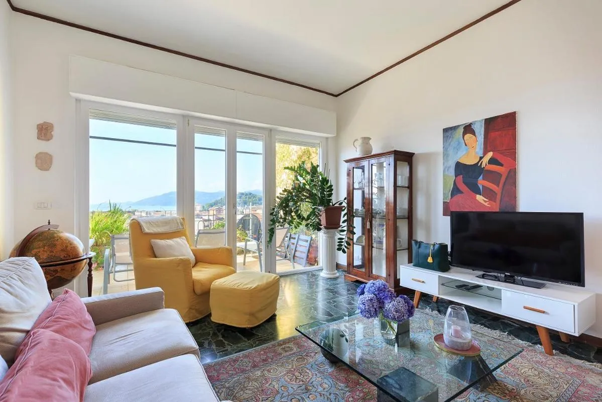 TV and multimedia in Hotel Ancora