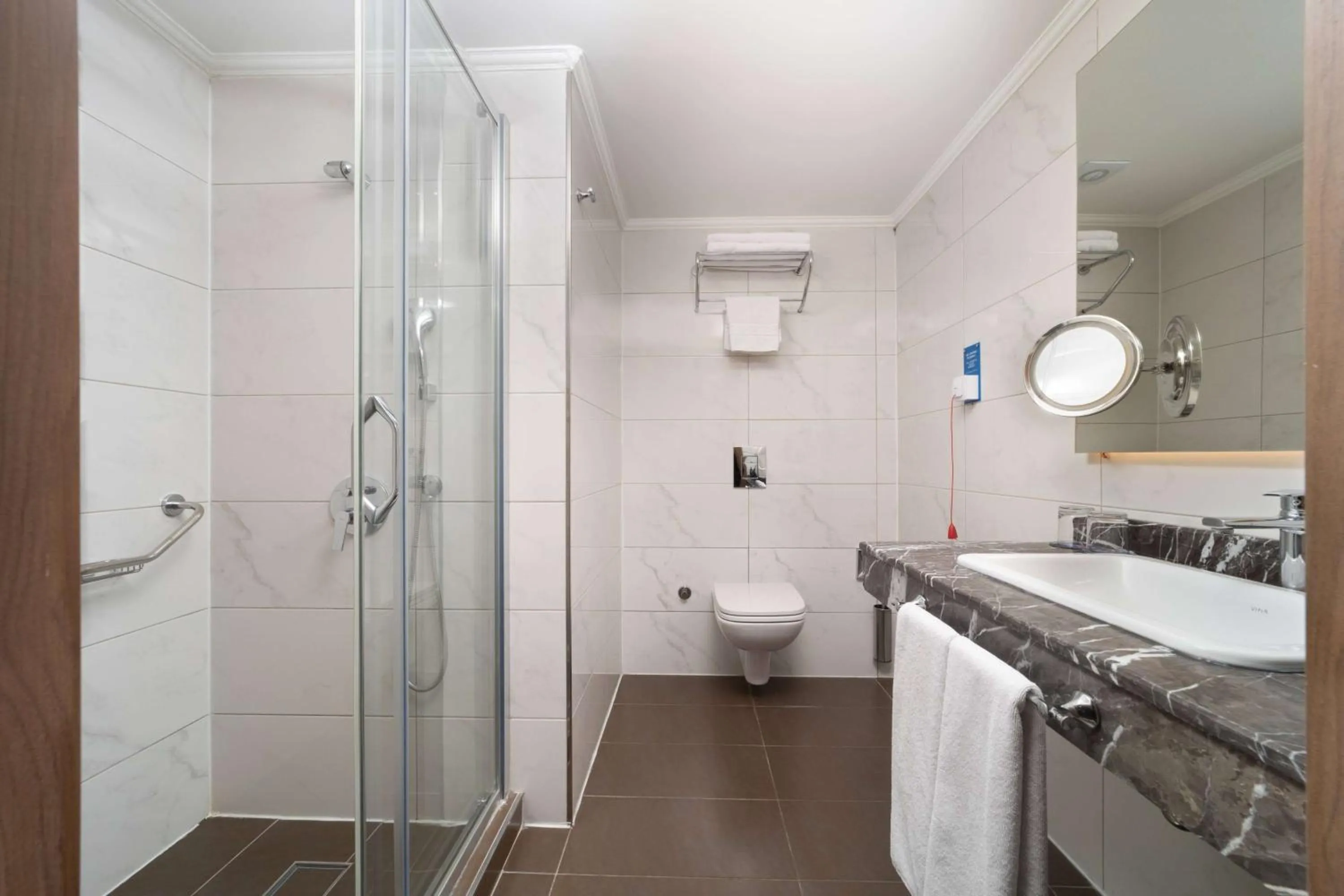 Shower in TRYP By Wyndham Istanbul Sisli Hotel