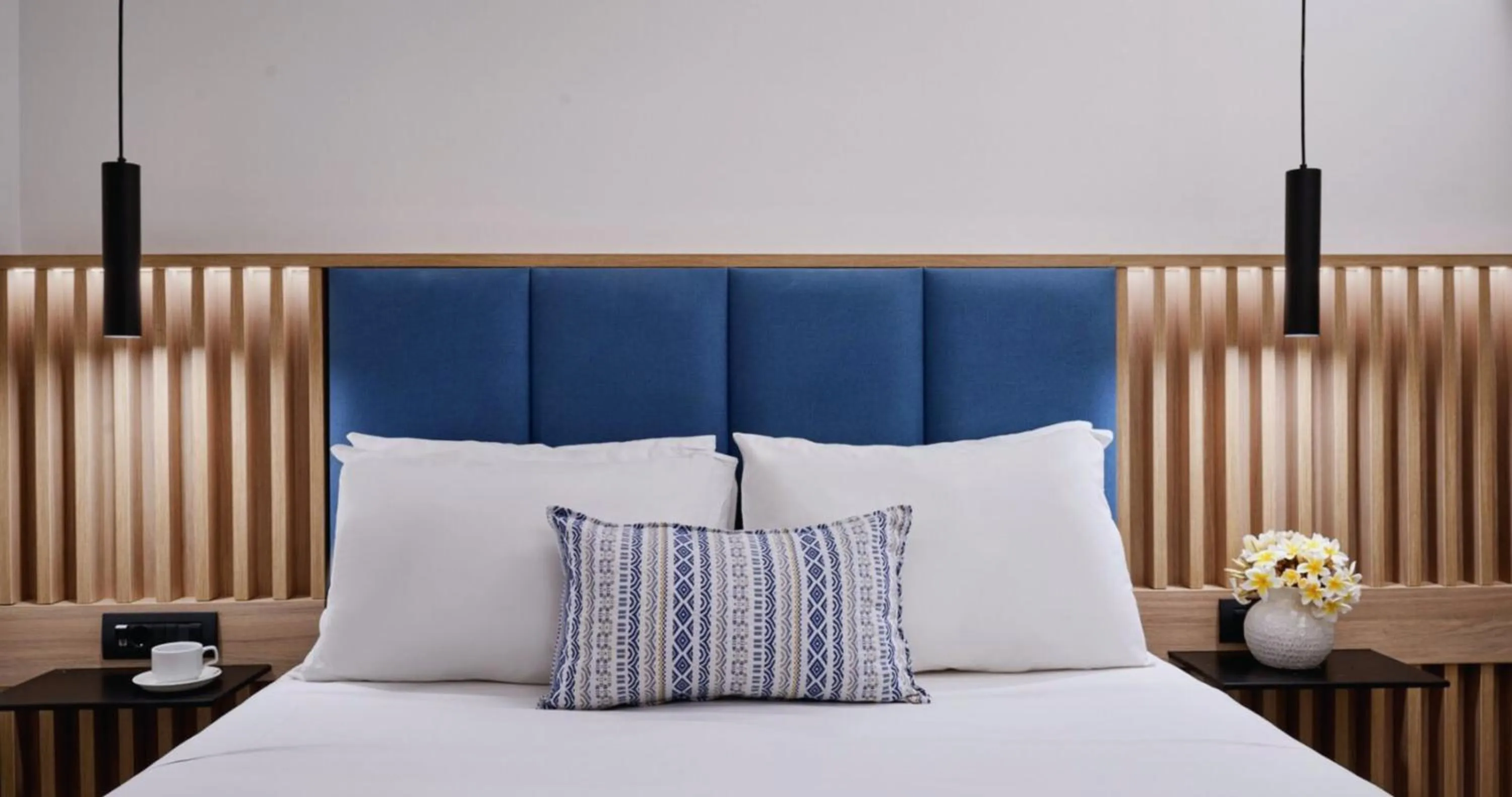 Bed in Blue Sea Holiday Village