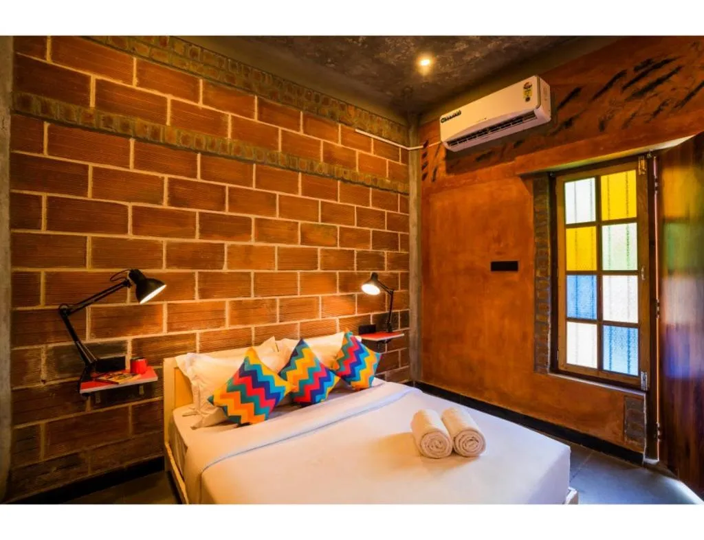 Bed in goSTOPS Pondicherry Near Auroville