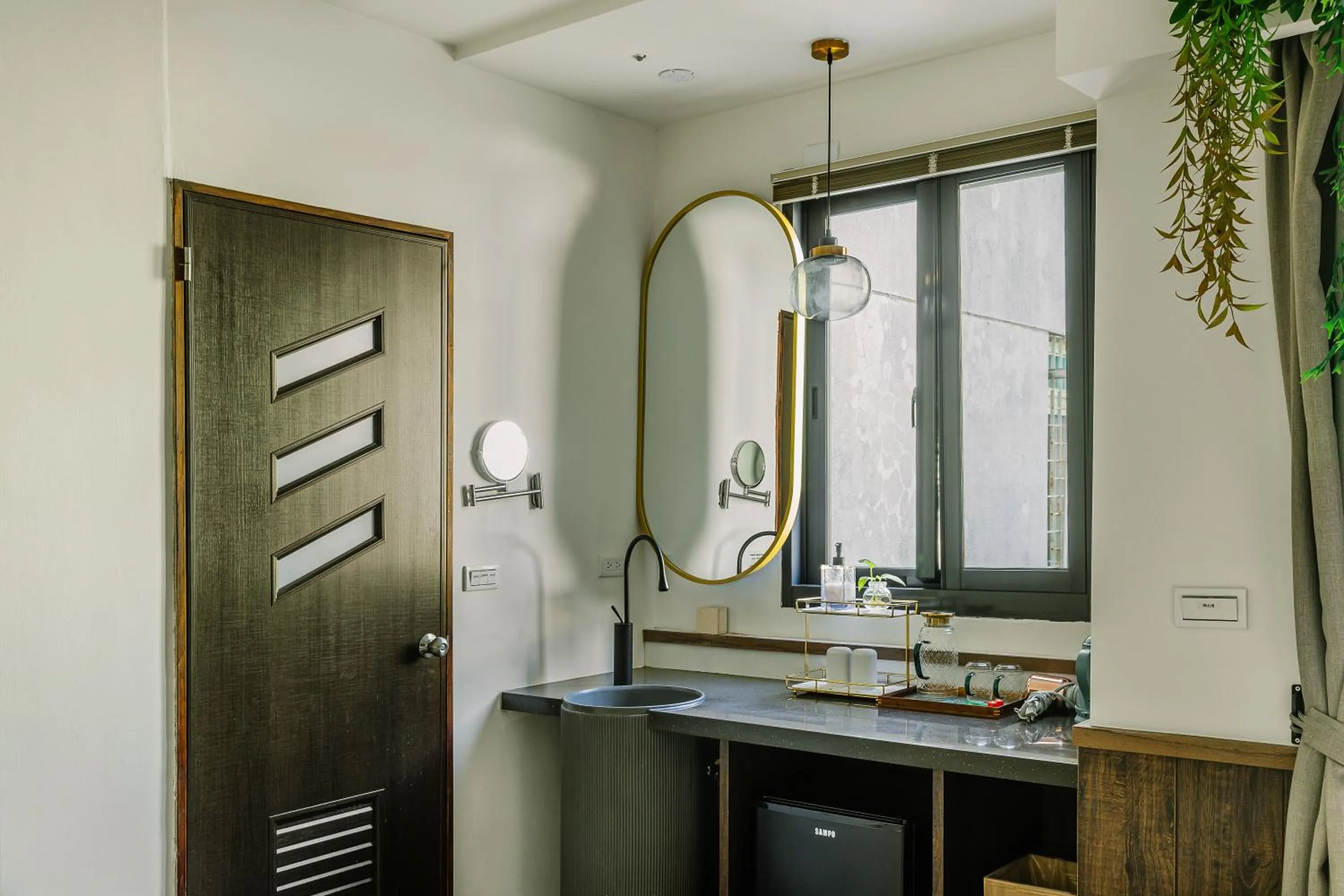 Photo of the whole room in Nan Nan