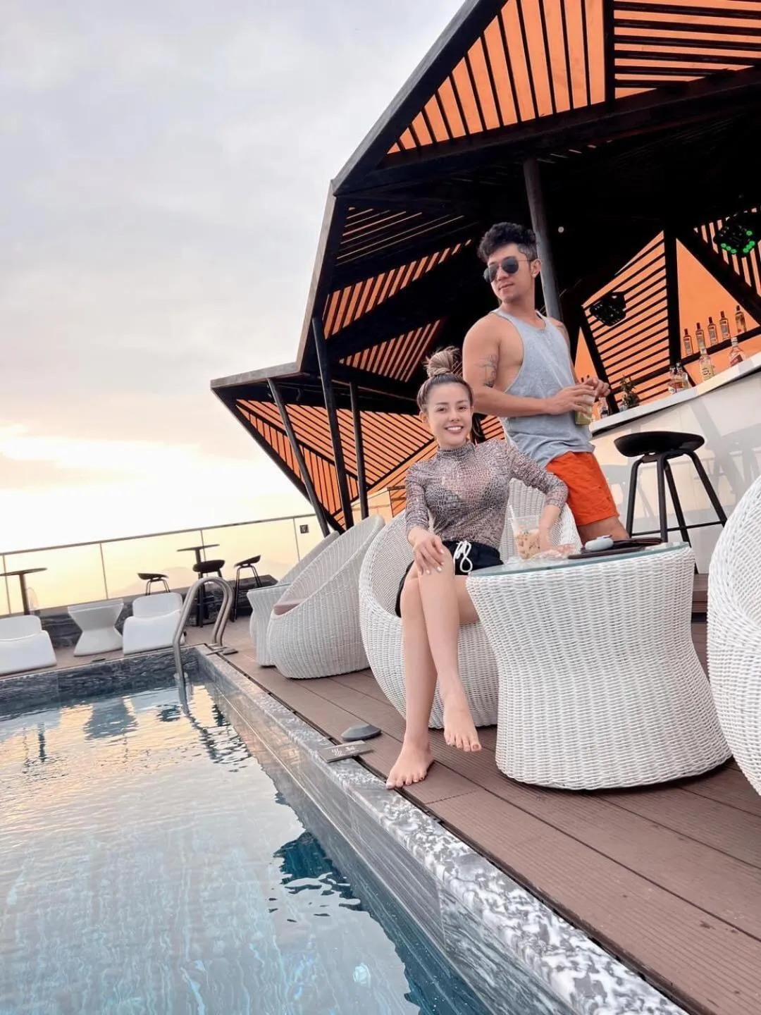 Swimming pool in Draco Hotel & Suites