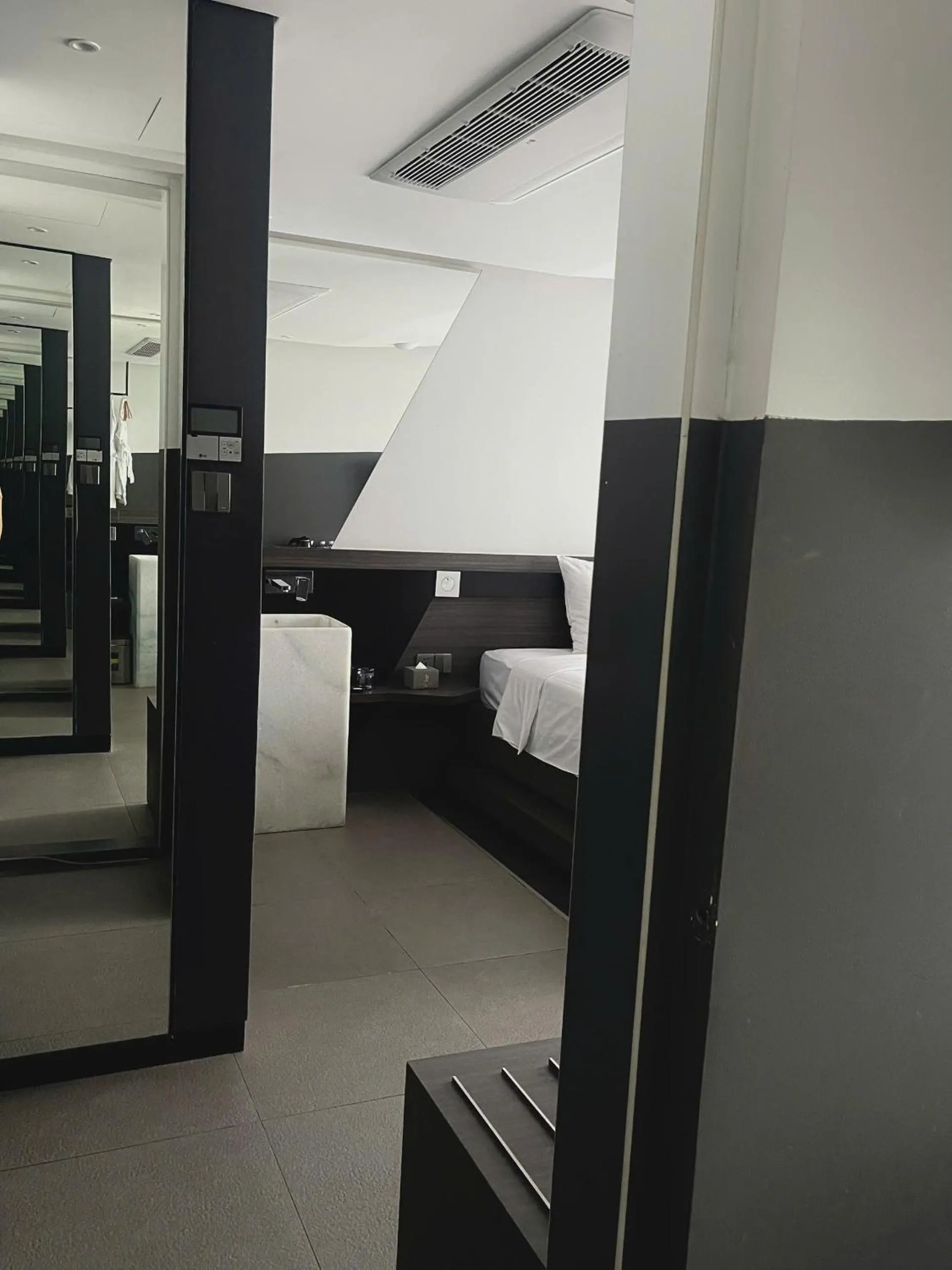 Family in Draco Hotel & Suites