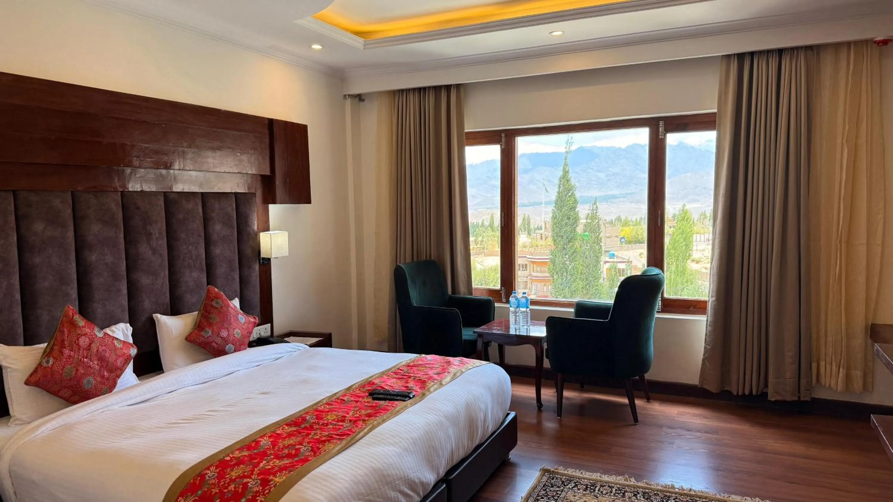 Bed in Hotel Deskitsal