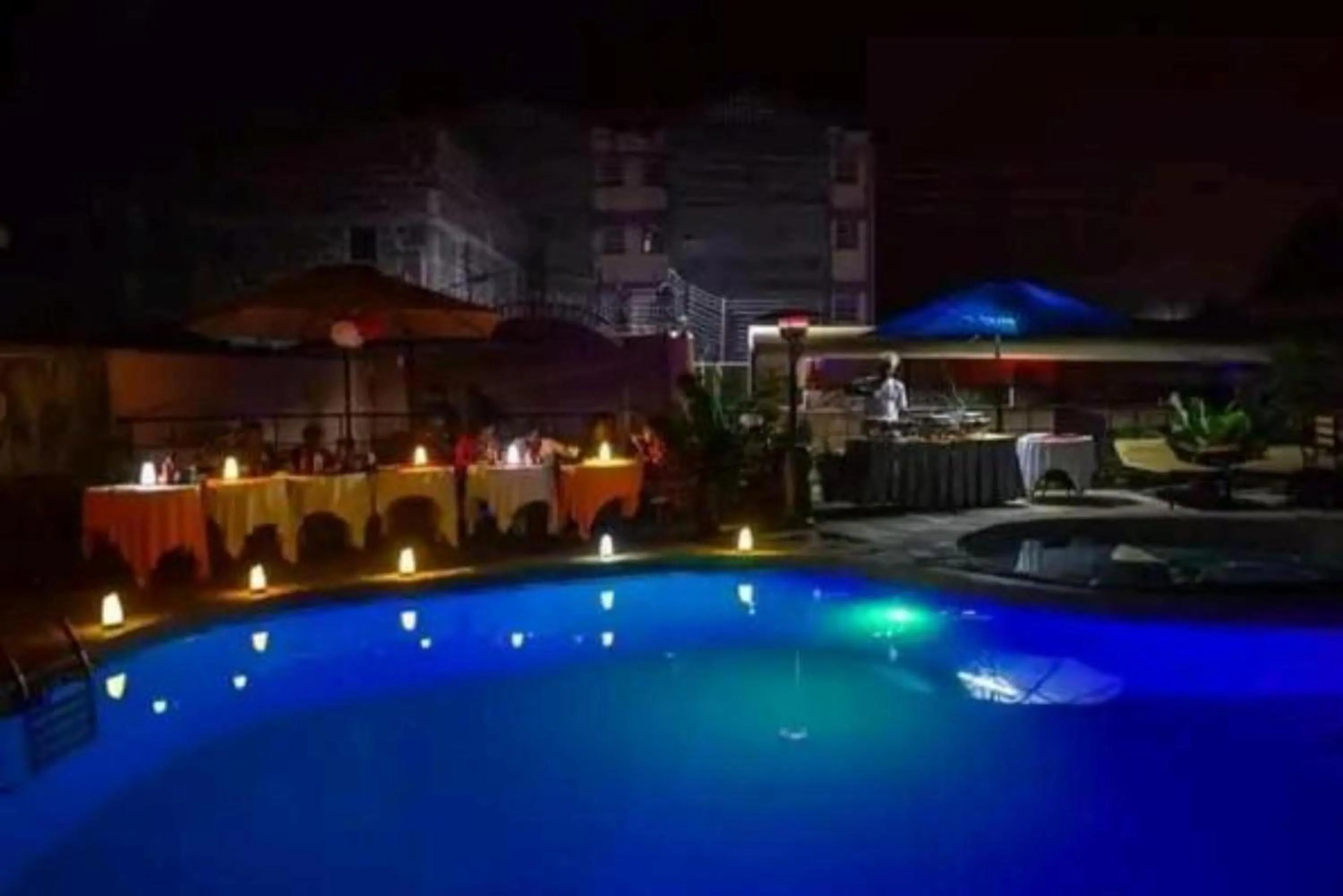 Swimming pool in Luna hotel