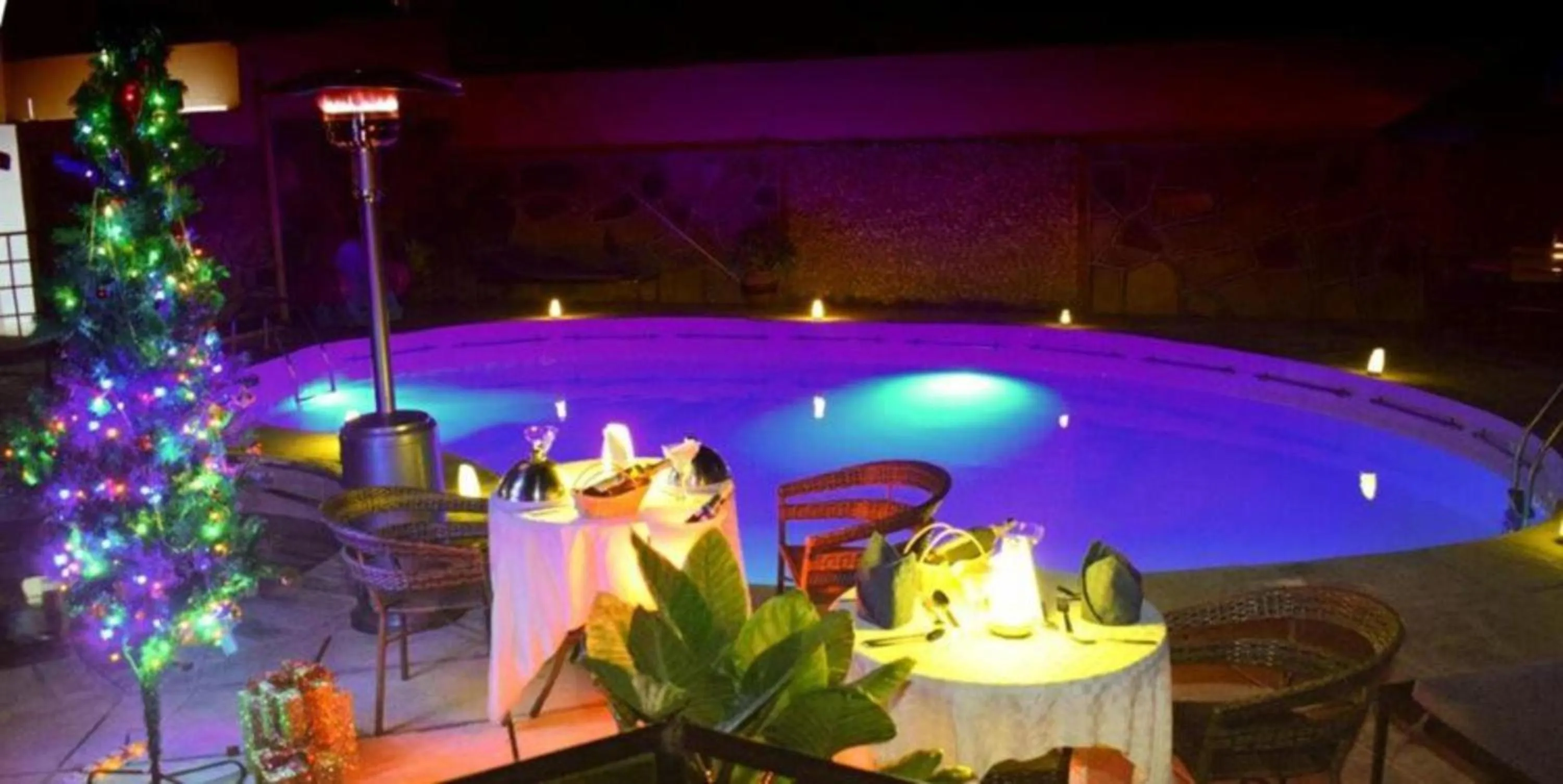 Swimming pool in Luna hotel